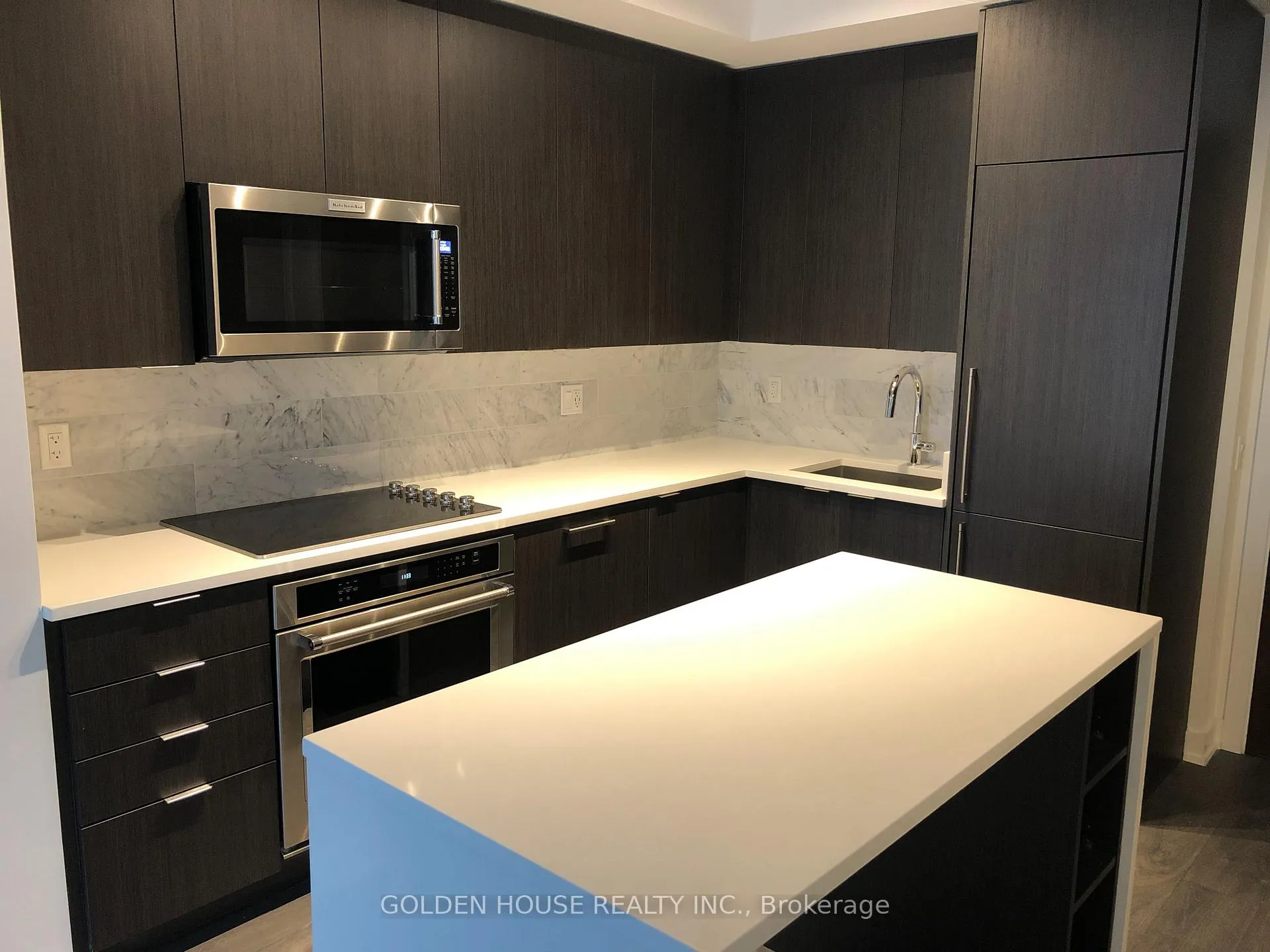 Photo 4 of Unit 1007, 38 iannuzzi Street, Toronto, Niagara — HOMEH