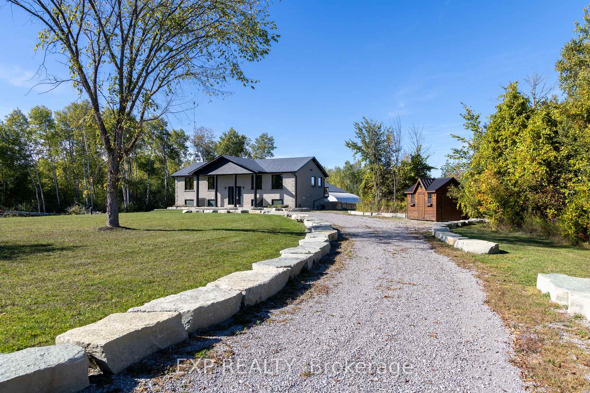 Photo 4 of 2388 Baseline Road, Georgina, Keswick North — HOMEH