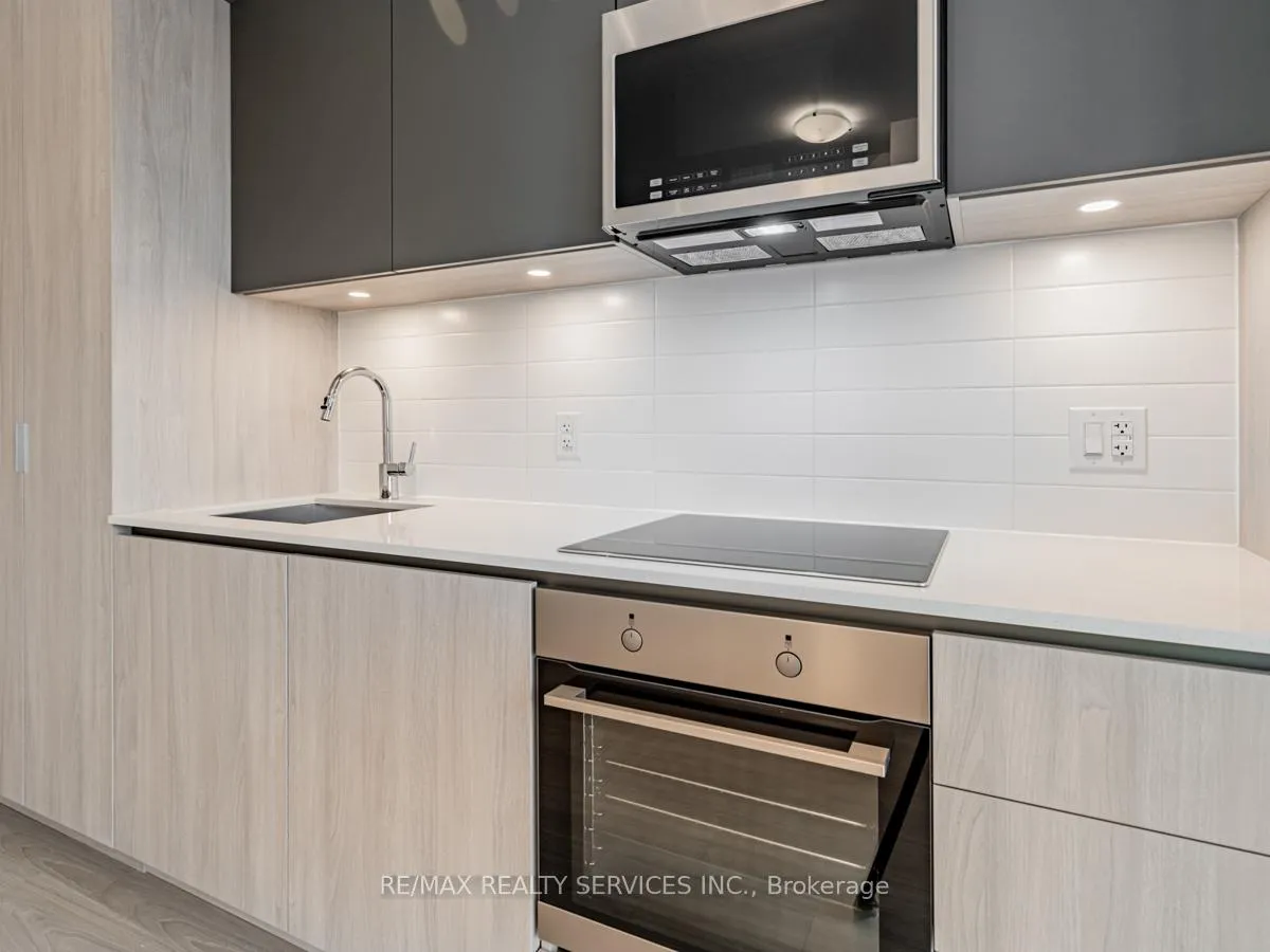 Photo 14 of Unit 4926, 28 Widmer Street, Toronto, Waterfront Communities — HOMEH