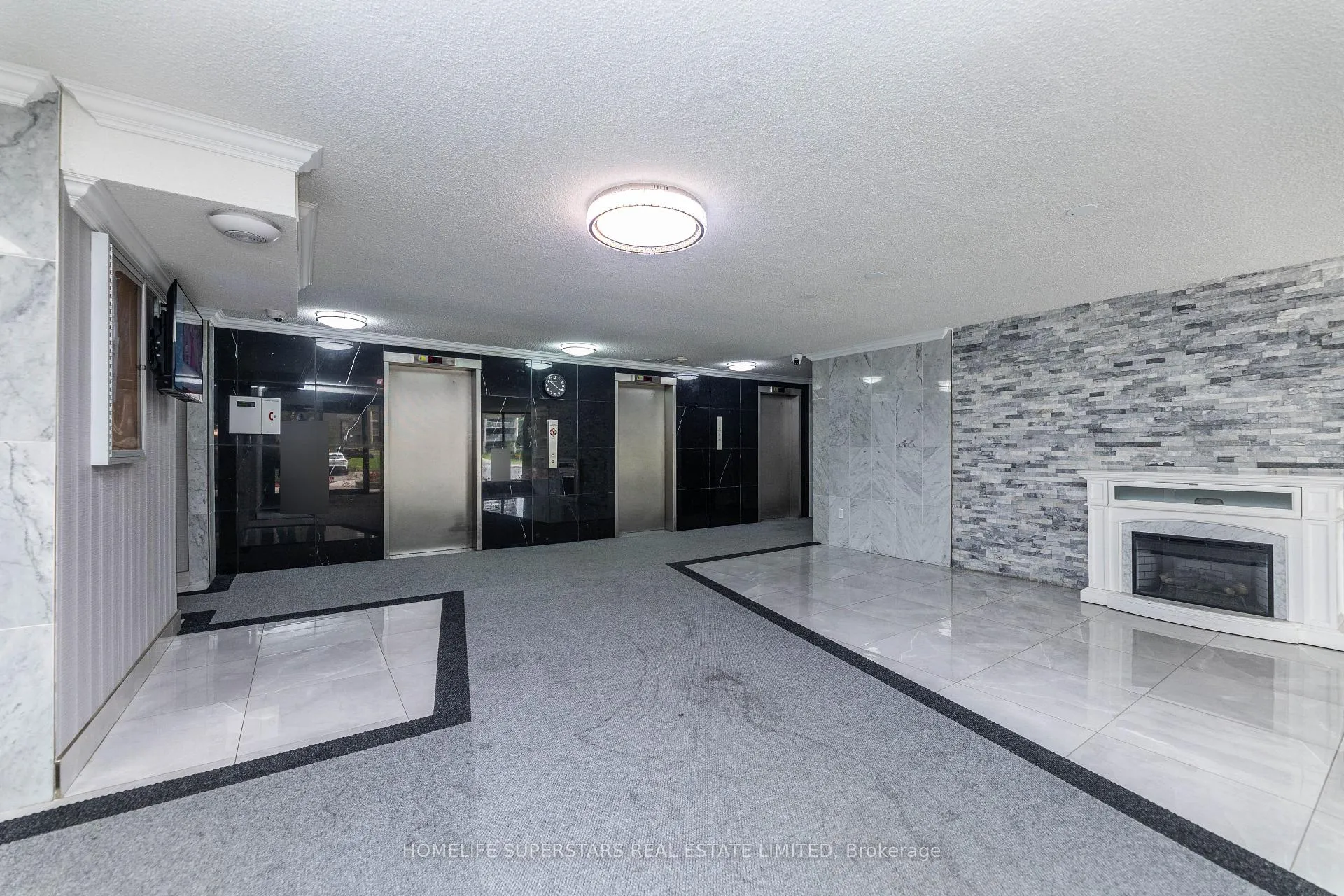 Photo 3 of Unit 1608, 4 Kings Cross Road, Brampton, Queen Street Corridor — HOMEH