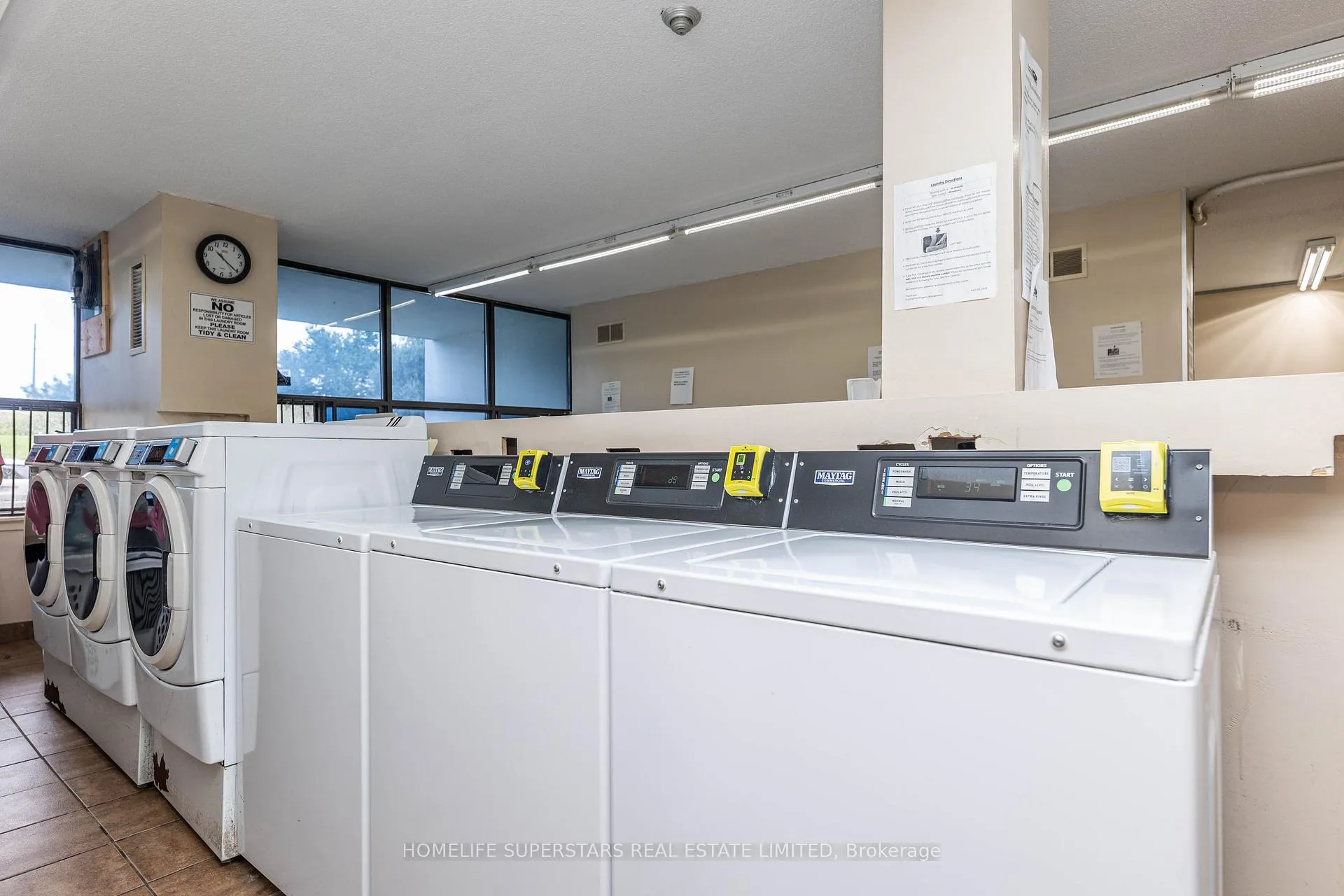 Photo 4 of Unit 1608, 4 Kings Cross Road, Brampton, Queen Street Corridor — HOMEH