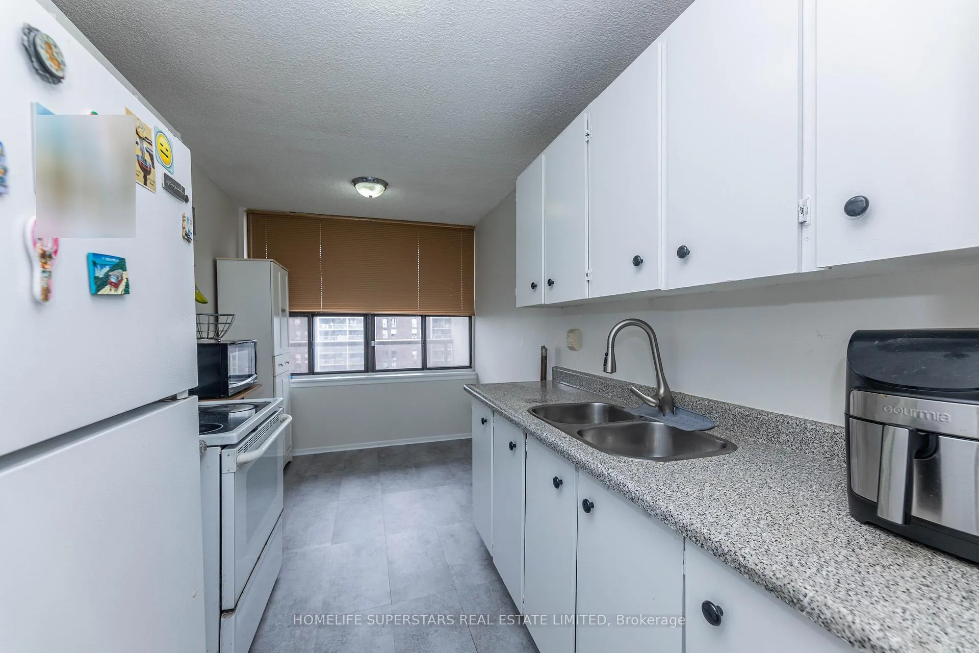 Photo 13 of Unit 1608, 4 Kings Cross Road, Brampton, Queen Street Corridor — HOMEH