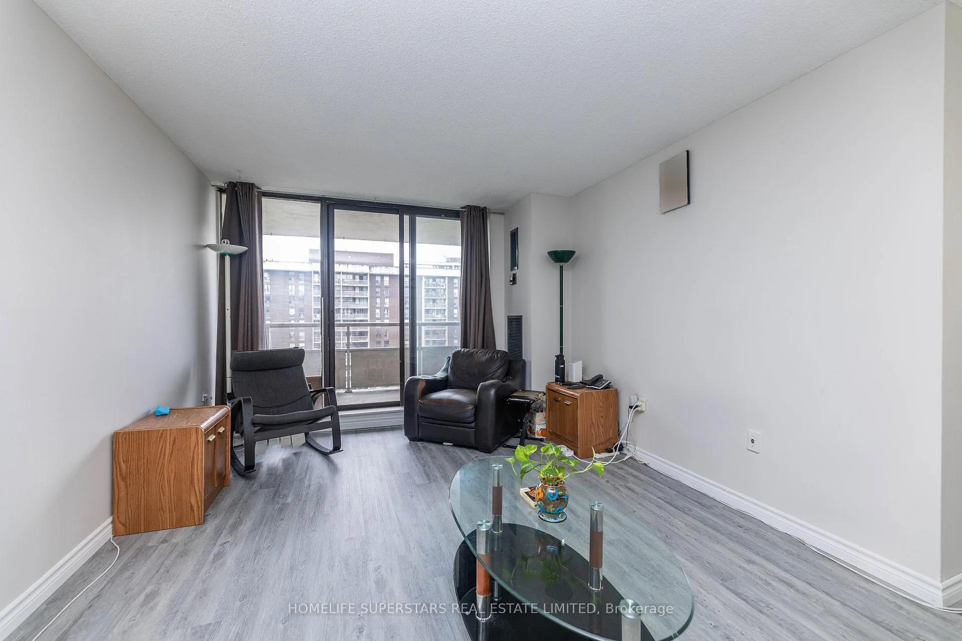Photo 15 of Unit 1608, 4 Kings Cross Road, Brampton, Queen Street Corridor — HOMEH