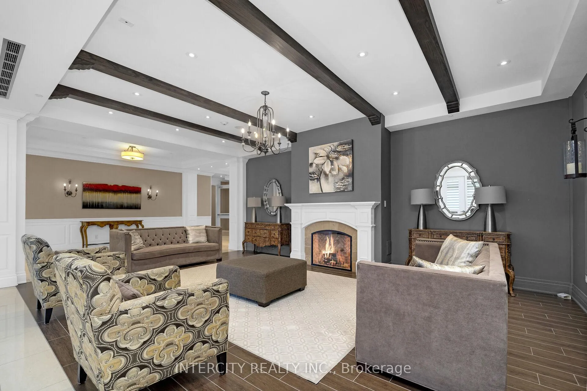 Photo 4 of Unit 302, 80 Burns Boulevard, King, King City — HOMEH