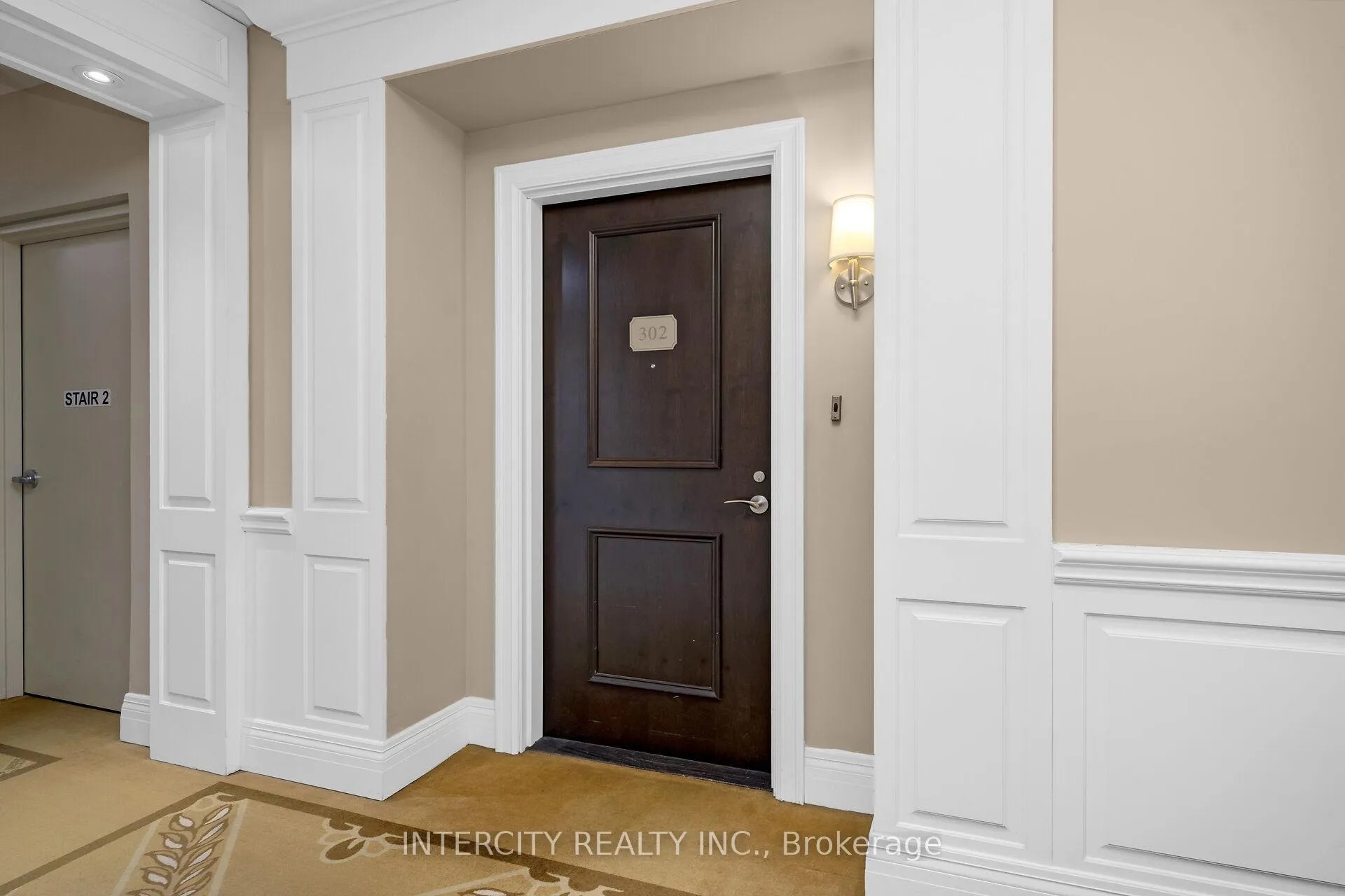 Photo 5 of Unit 302, 80 Burns Boulevard, King, King City — HOMEH