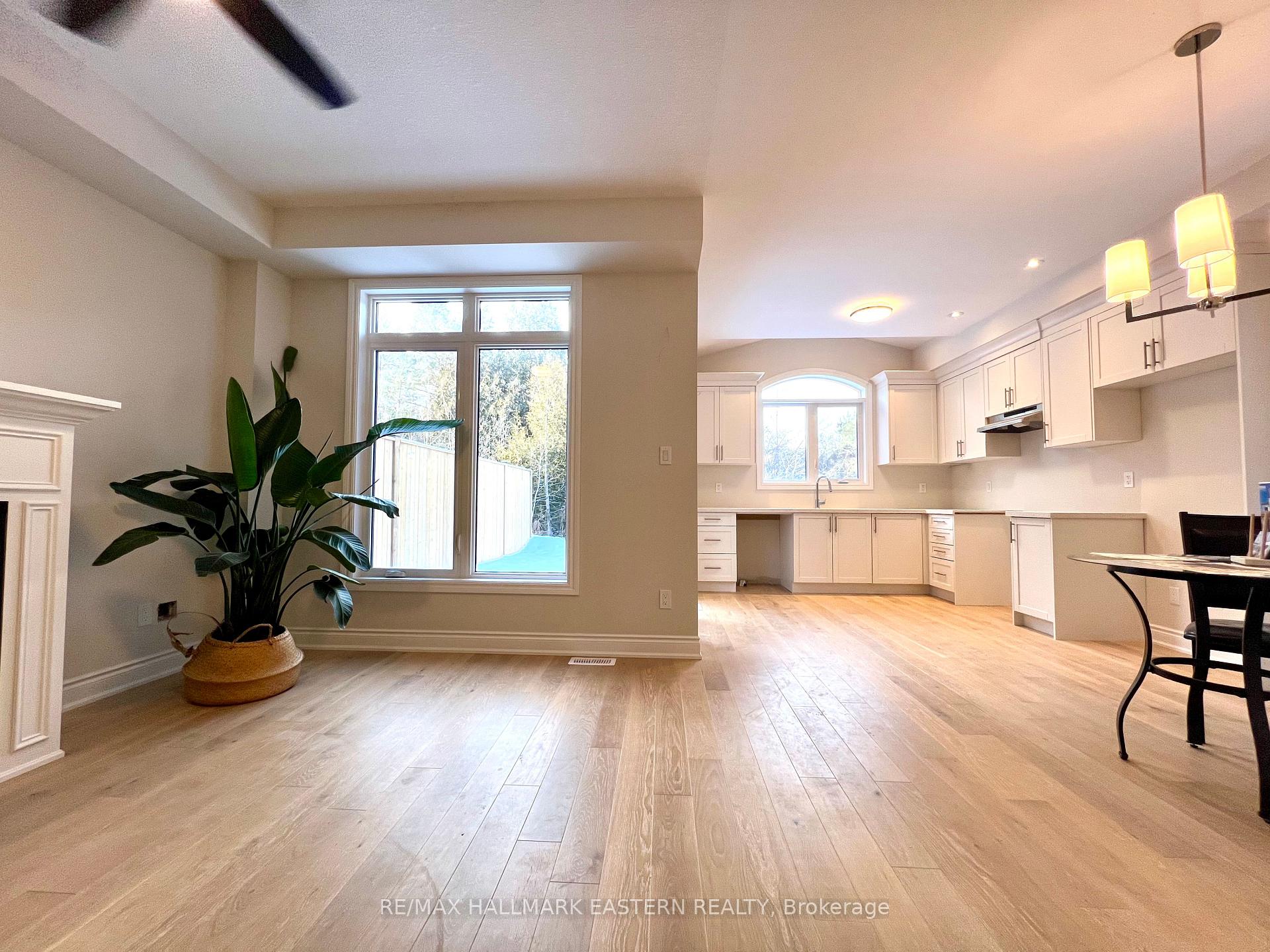 Photo 9 of 22 Coldbrook Drive, Cavan Monaghan, Cavan-Monaghan — HOMEH