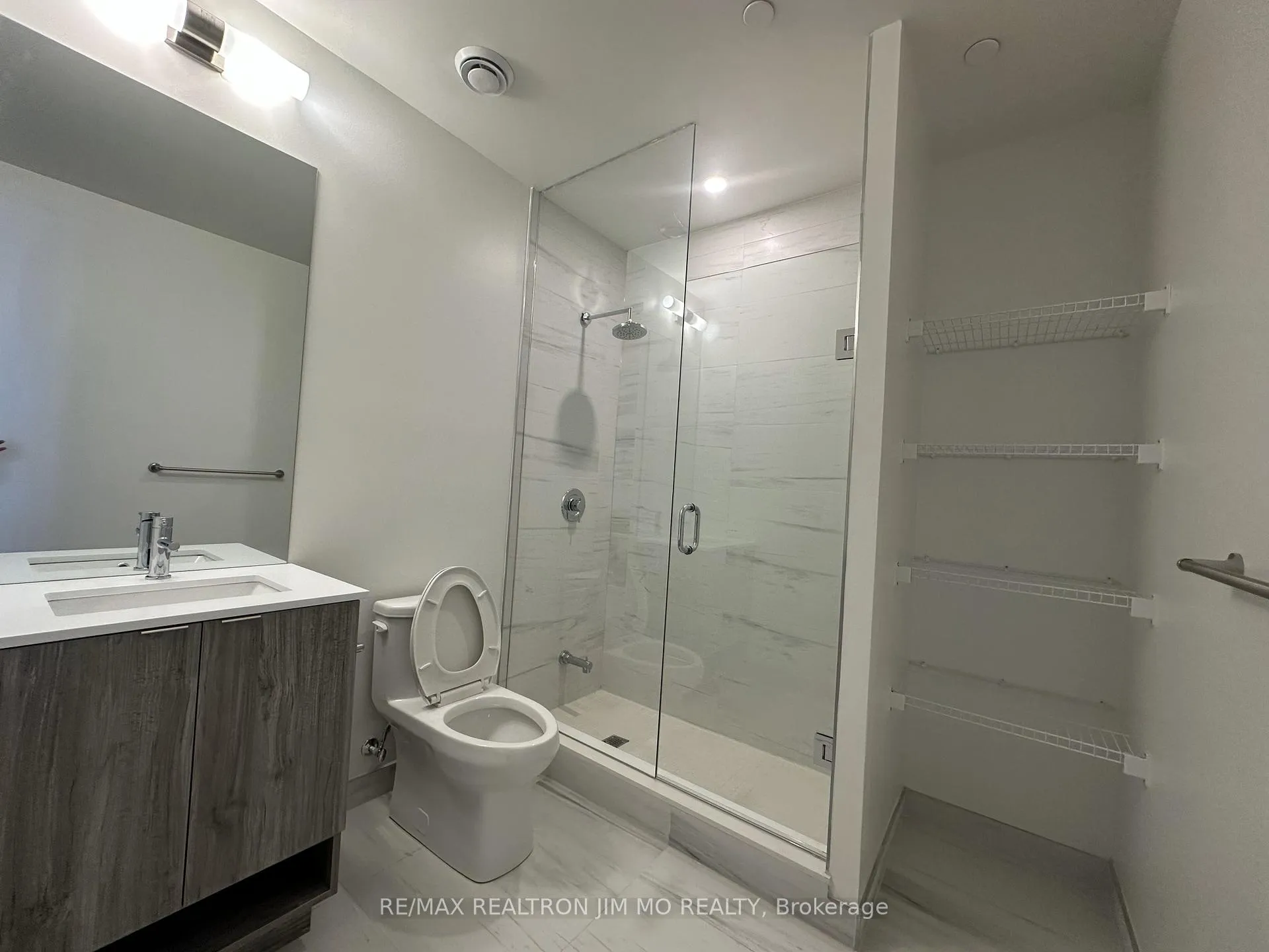 Photo 9 of Unit PH201, 138 Downes Street, Toronto, Waterfront Communities — HOMEH