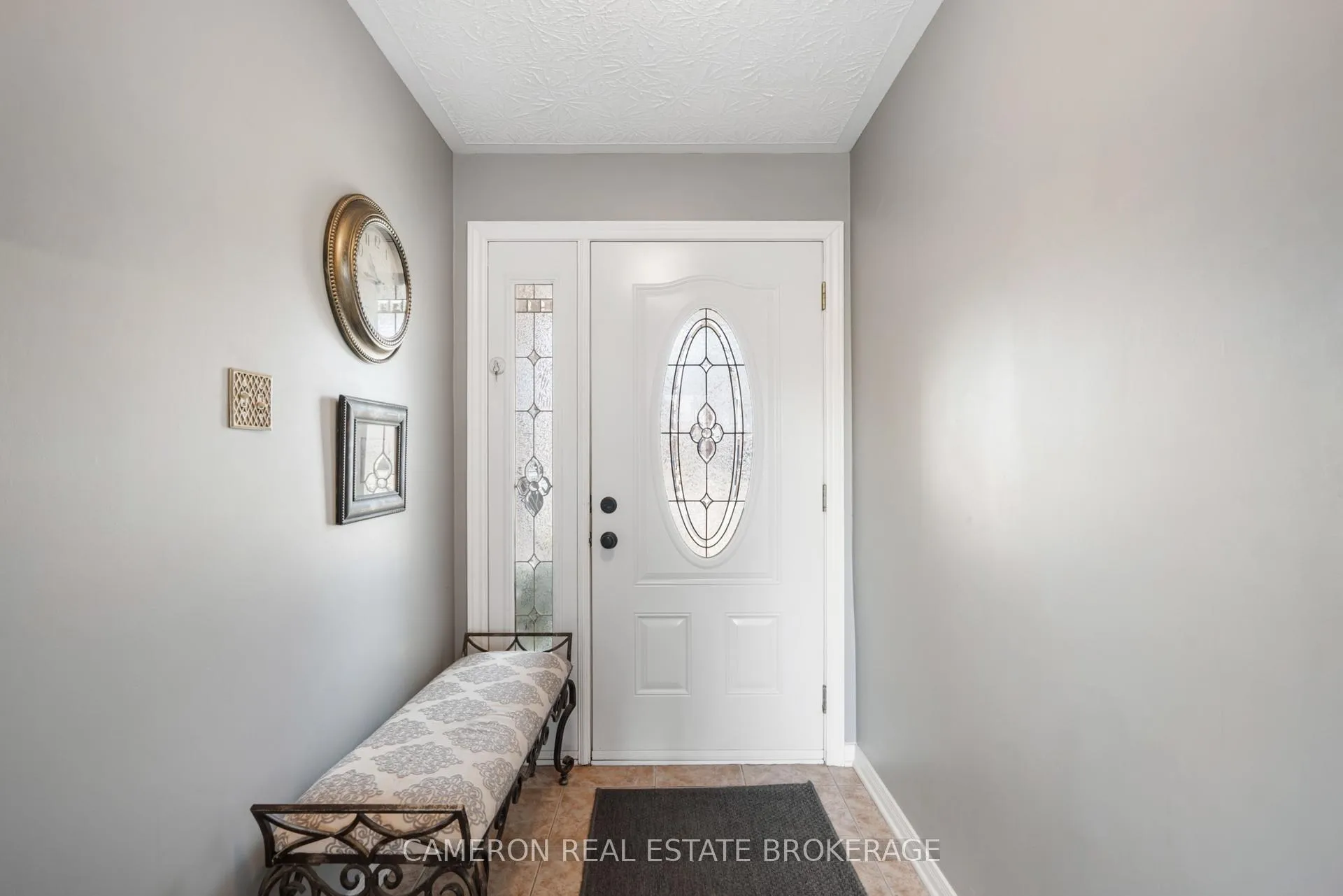 Photo 4 of 1343 Lancaster Crescent, Cornwall — HOMEH