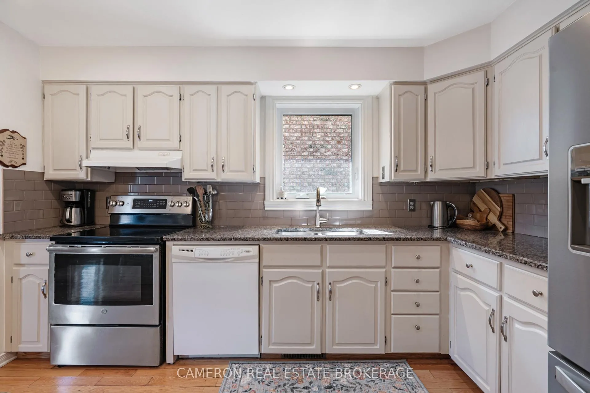 Photo 10 of 1343 Lancaster Crescent, Cornwall — HOMEH