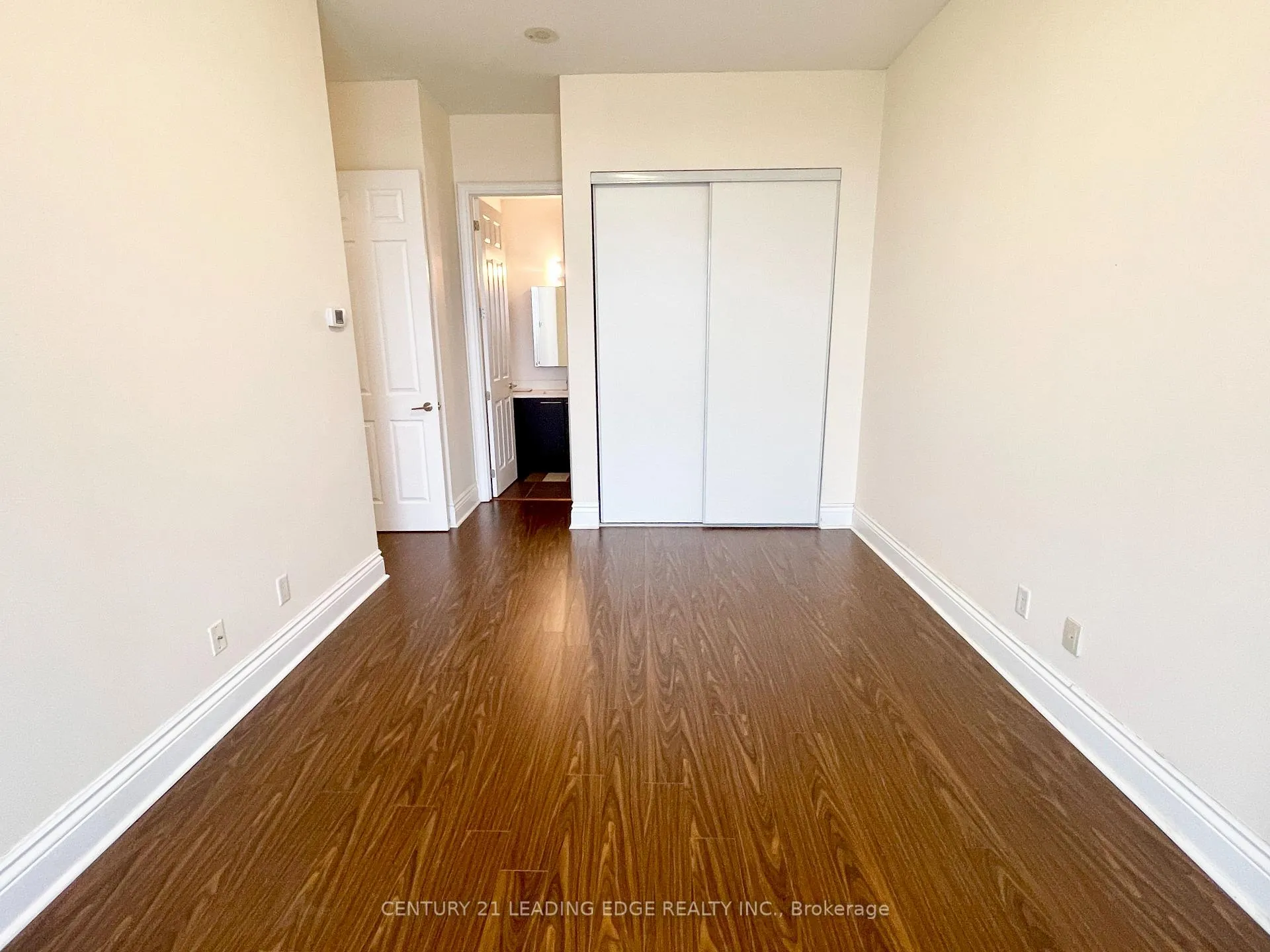 Photo 7 of Unit UPH6, 37 Galleria Parkway, Markham, Commerce Valley — HOMEH
