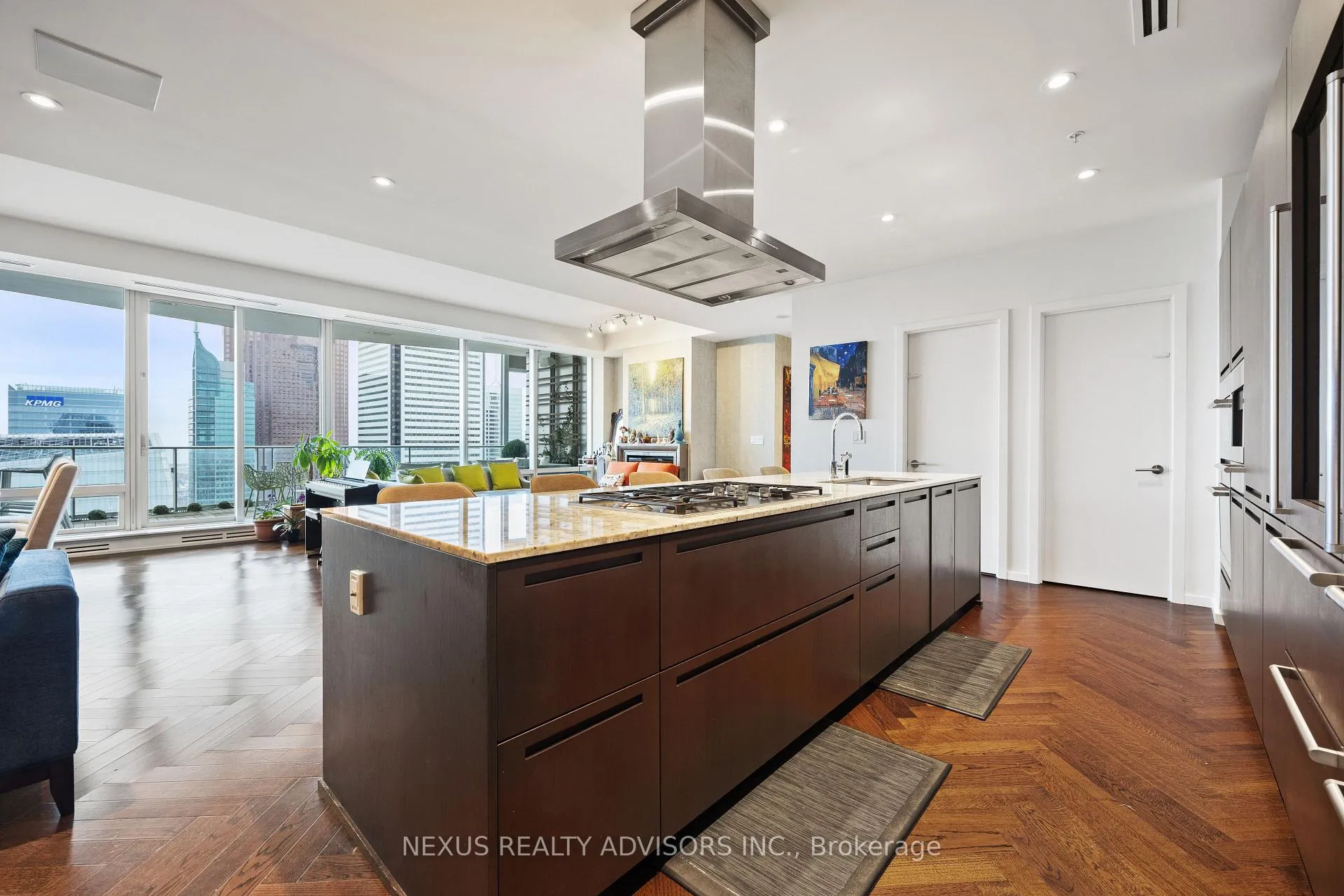 Photo 16 of Unit 6005, 180 University Avenue, Toronto, University — HOMEH