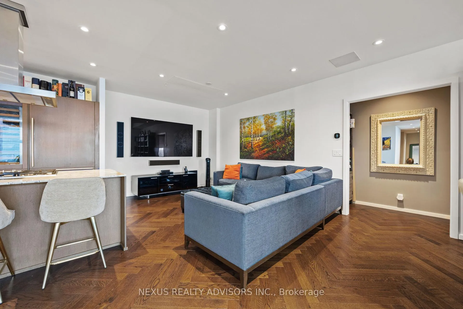 Photo 17 of Unit 6005, 180 University Avenue, Toronto, University — HOMEH
