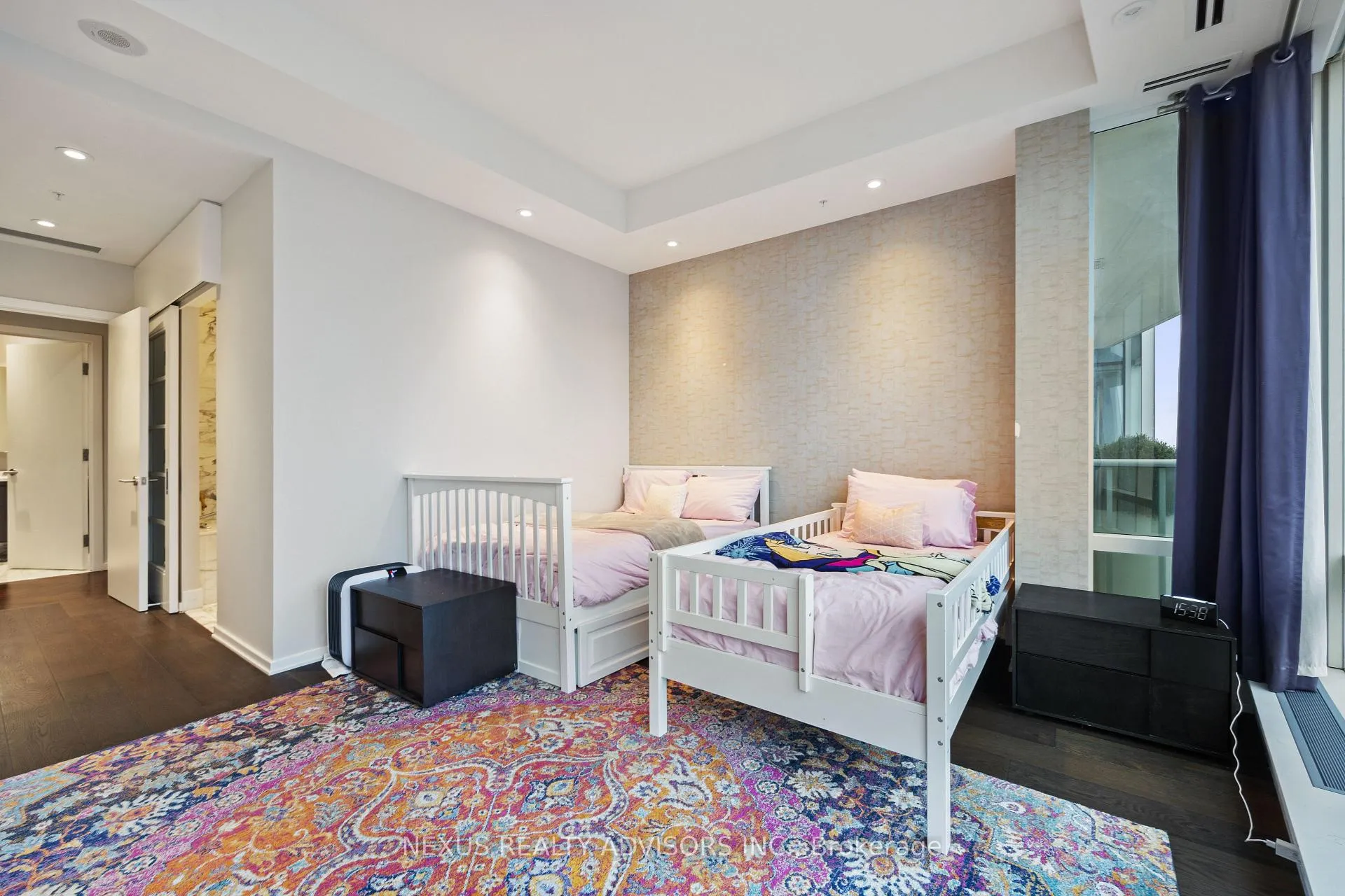 Photo 27 of Unit 6005, 180 University Avenue, Toronto, University — HOMEH