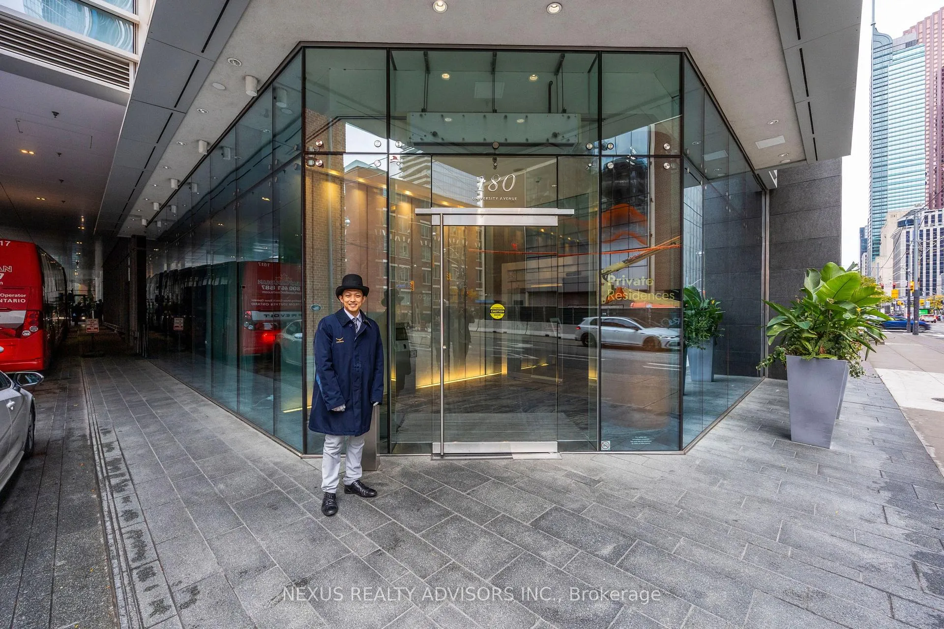Photo 38 of Unit 6005, 180 University Avenue, Toronto, University — HOMEH