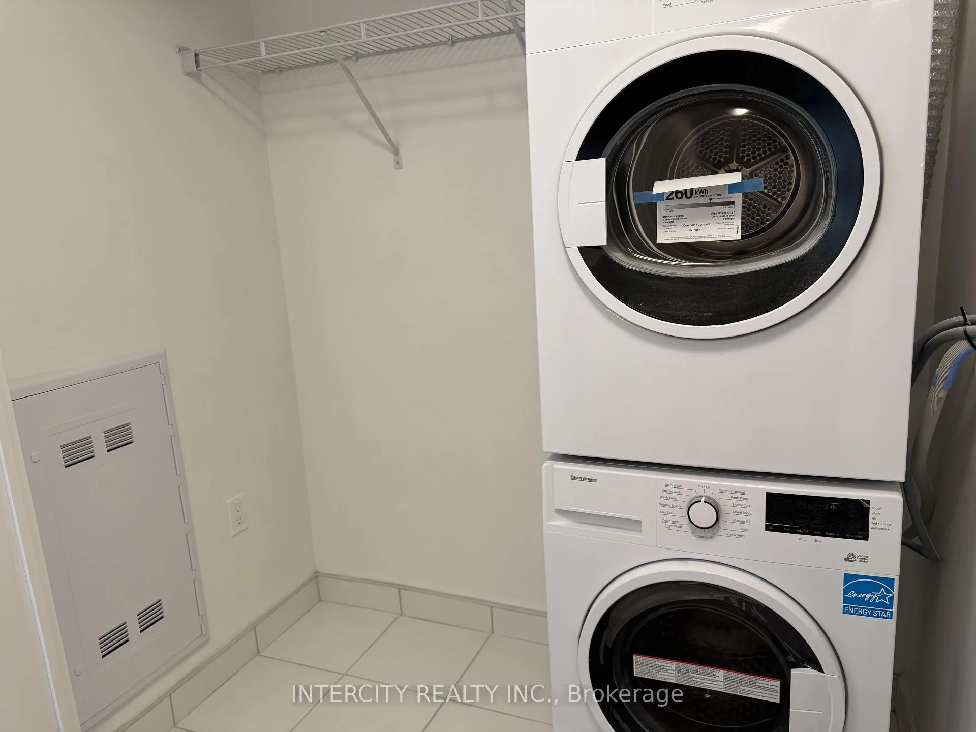 Photo 12 of Unit 318, 2075 King Road, King, King City — HOMEH