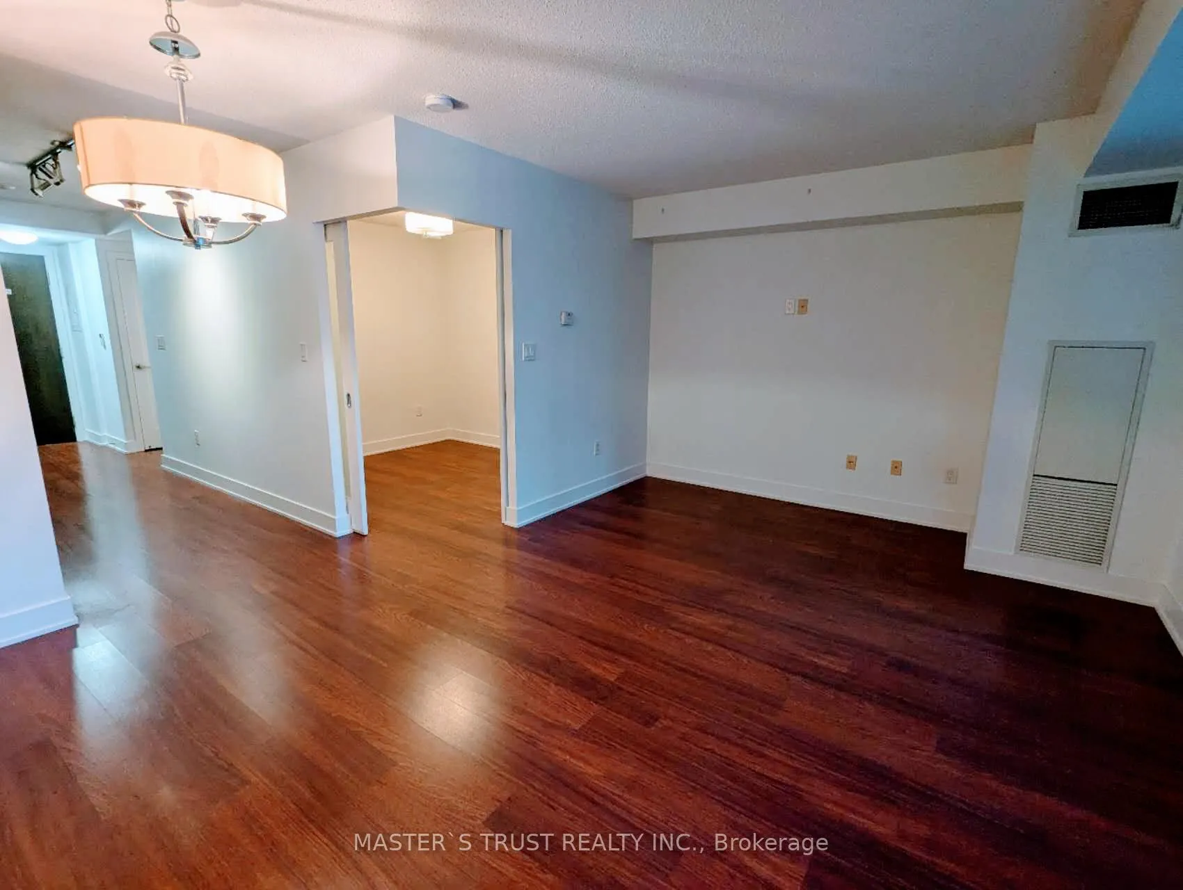 Photo 7 of Unit 521, 20 Blue Jays Way, Toronto, Waterfront Communities — HOMEH