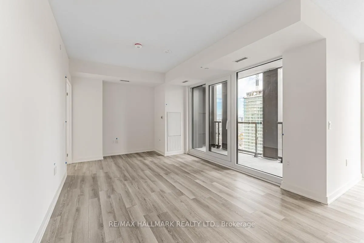 Photo 5 of Unit 2709, 238 Simcoe Street, Toronto, Kensington-Chinatown — HOMEH
