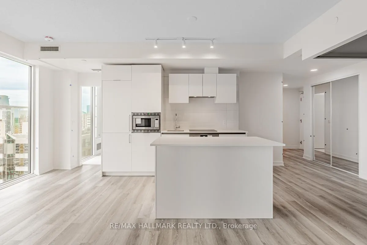 Photo 6 of Unit 2709, 238 Simcoe Street, Toronto, Kensington-Chinatown — HOMEH
