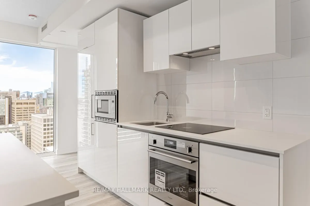 Photo 8 of Unit 2709, 238 Simcoe Street, Toronto, Kensington-Chinatown — HOMEH