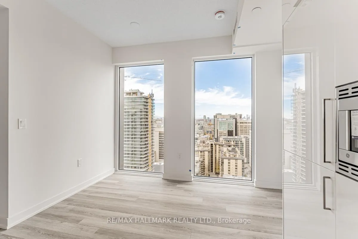 Photo 9 of Unit 2709, 238 Simcoe Street, Toronto, Kensington-Chinatown — HOMEH