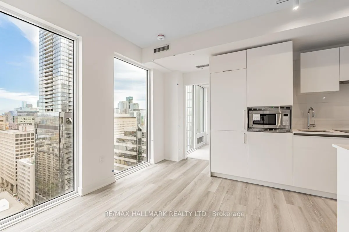 Photo 10 of Unit 2709, 238 Simcoe Street, Toronto, Kensington-Chinatown — HOMEH