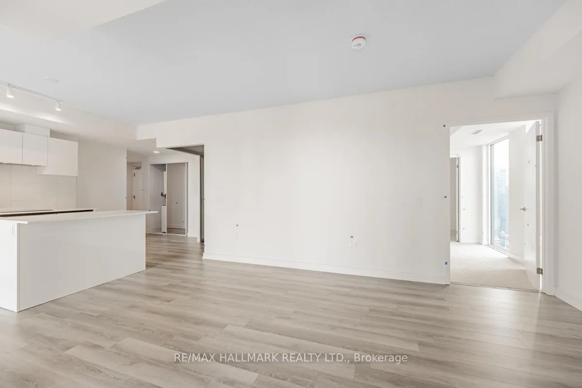 Photo 12 of Unit 2709, 238 Simcoe Street, Toronto, Kensington-Chinatown — HOMEH