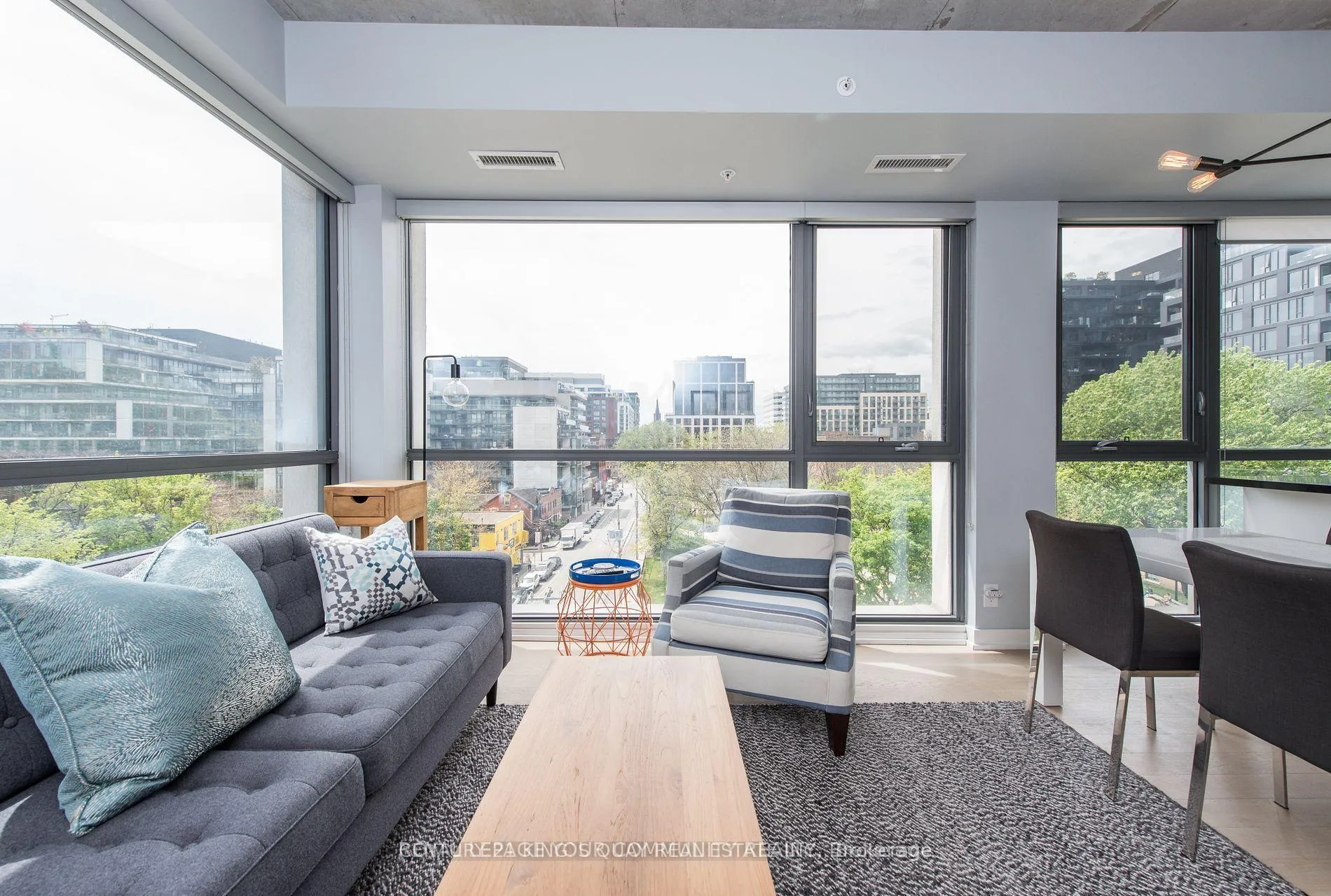 Photo 7 of Unit 624, 39 Brant Street, Toronto, Waterfront Communities — HOMEH