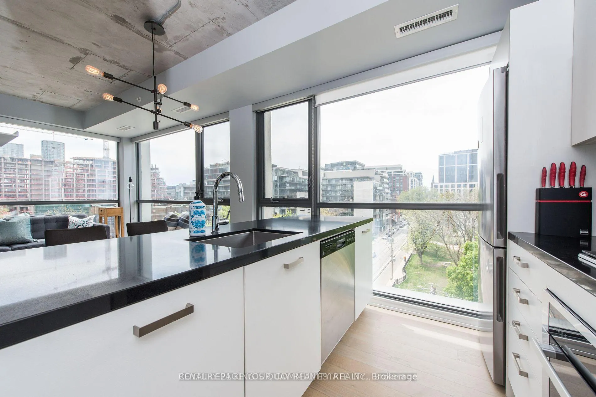 Photo 16 of Unit 624, 39 Brant Street, Toronto, Waterfront Communities — HOMEH