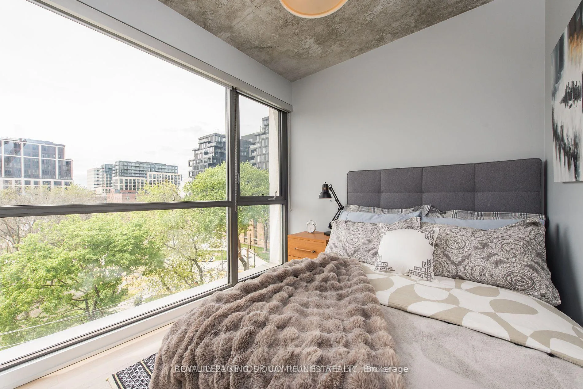 Photo 17 of Unit 624, 39 Brant Street, Toronto, Waterfront Communities — HOMEH