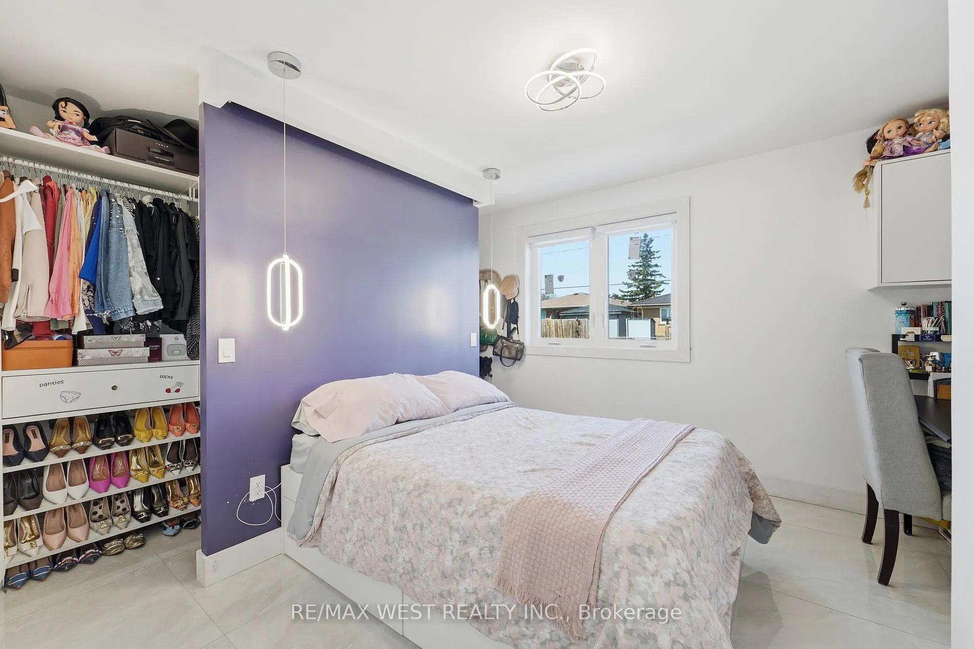 Photo 15 of 38 Bridesburg Drive, Etobicoke, Kingsview Village-The Westway — HOMEH