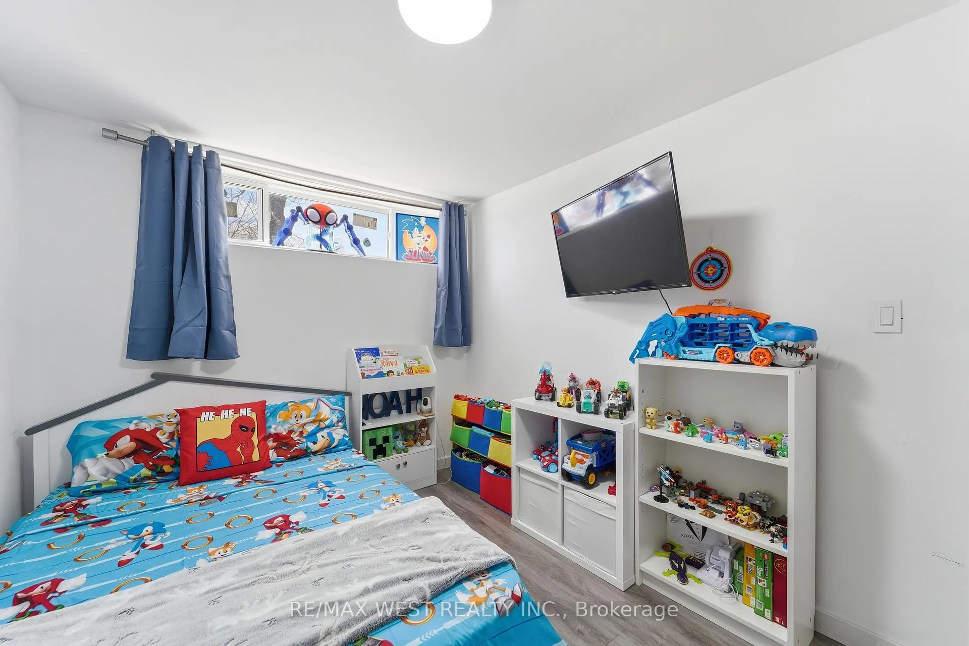 Photo 27 of 38 Bridesburg Drive, Etobicoke, Kingsview Village-The Westway — HOMEH