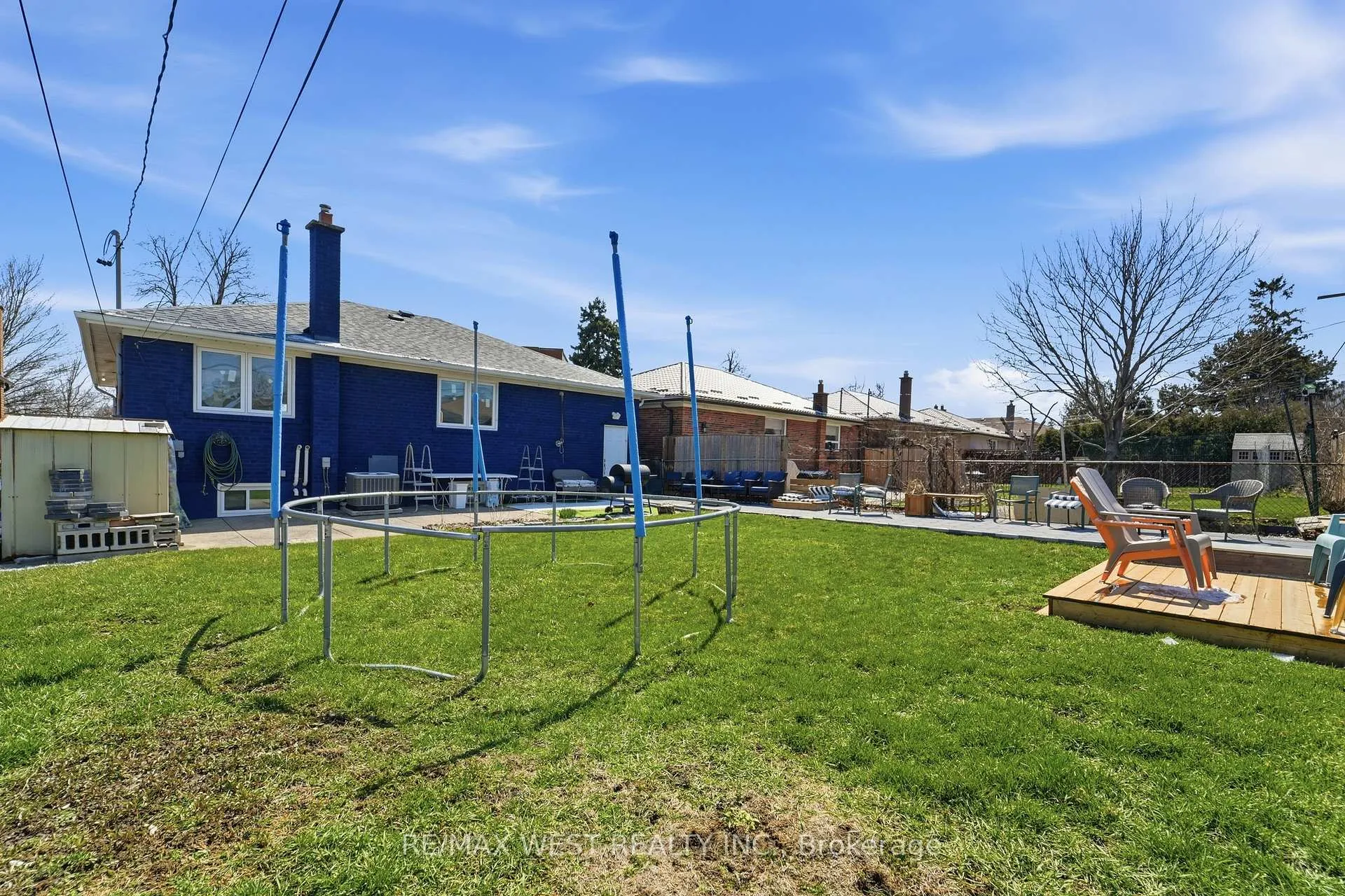 Photo 31 of 38 Bridesburg Drive, Etobicoke, Kingsview Village-The Westway — HOMEH