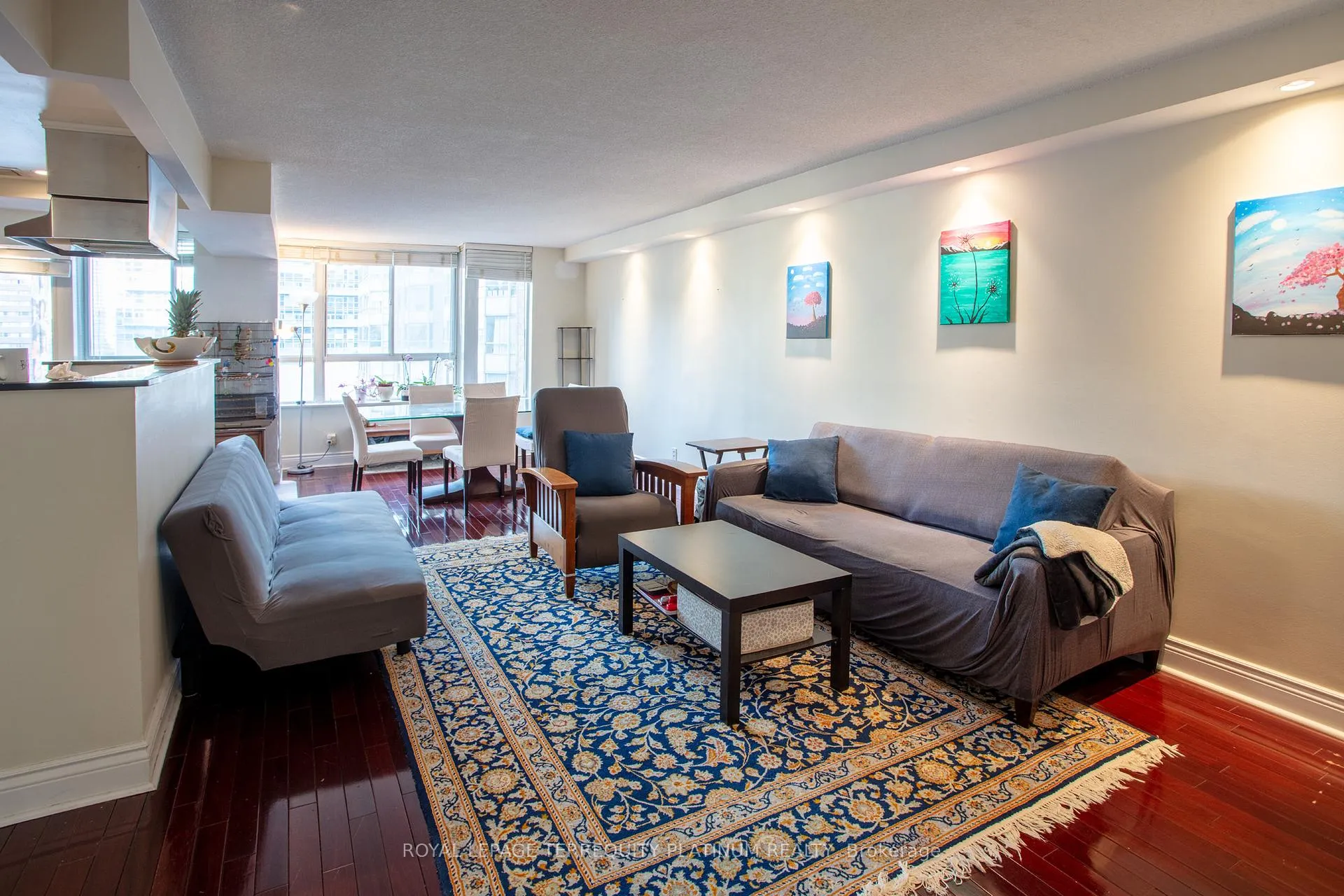 Photo 2 of Unit 1304, 717 Bay Street, Toronto, Bay Street Corridor — HOMEH