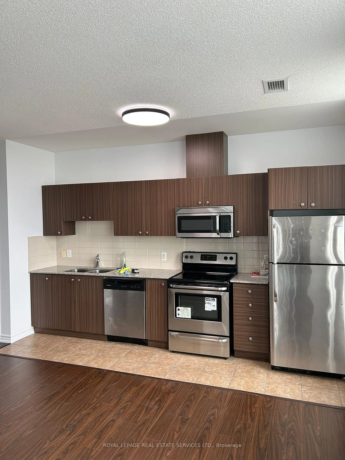 Photo 1 of Unit 1126, 8323 Kennedy Road, Markham, Unionville — HOMEH