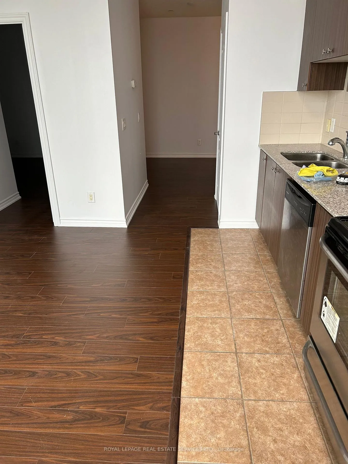 Photo 2 of Unit 1126, 8323 Kennedy Road, Markham, Unionville — HOMEH