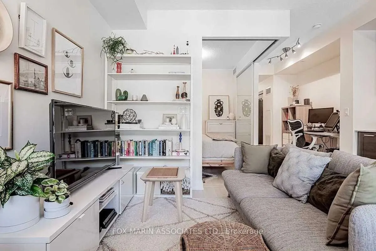 Photo 6 of Unit 512, 50 Bruyeres Mews, Toronto, Waterfront Communities — HOMEH