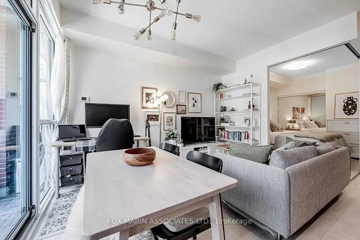 Photo 8 of Unit 512, 50 Bruyeres Mews, Toronto, Waterfront Communities — HOMEH