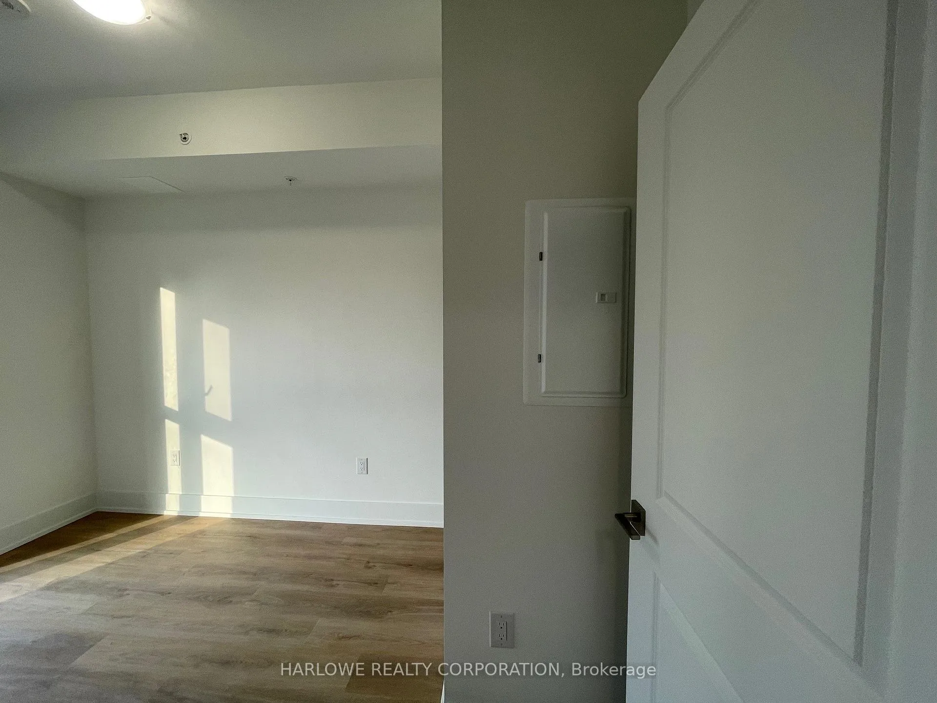 Photo 5 of Unit 703, 206 King Street W, Hamilton, Central — HOMEH