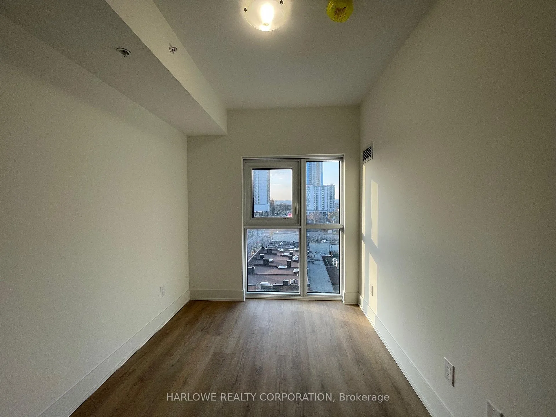 Photo 9 of Unit 703, 206 King Street W, Hamilton, Central — HOMEH