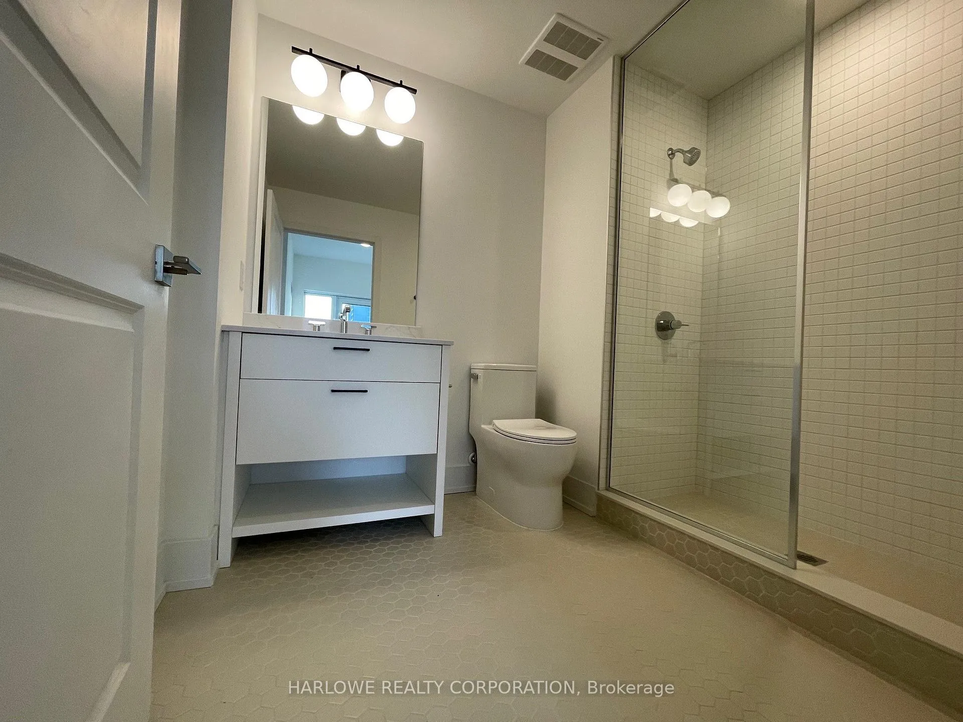 Photo 11 of Unit 703, 206 King Street W, Hamilton, Central — HOMEH