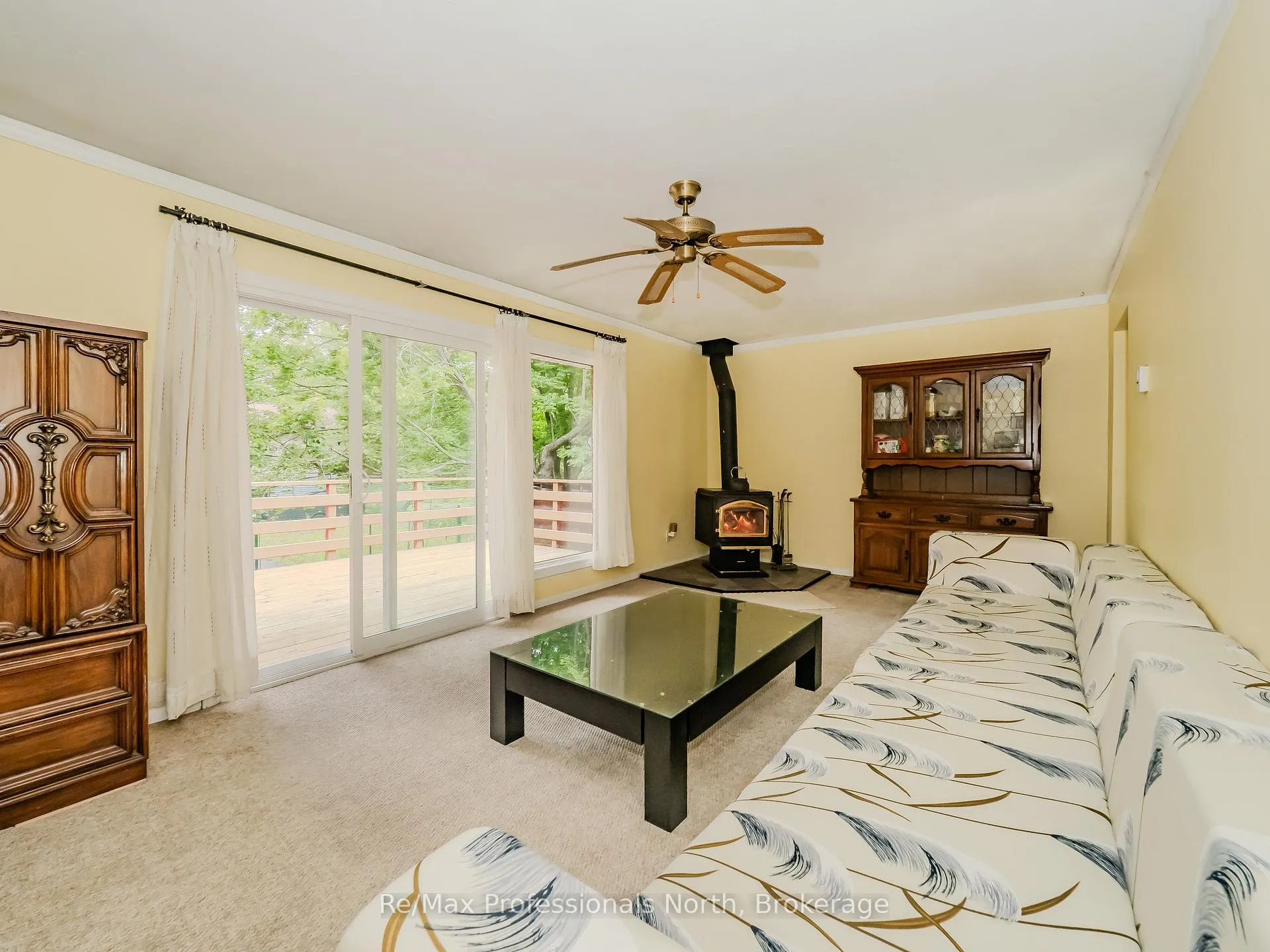 Photo 9 of 600 David Street, Gravenhurst, Muskoka (S) — HOMEH