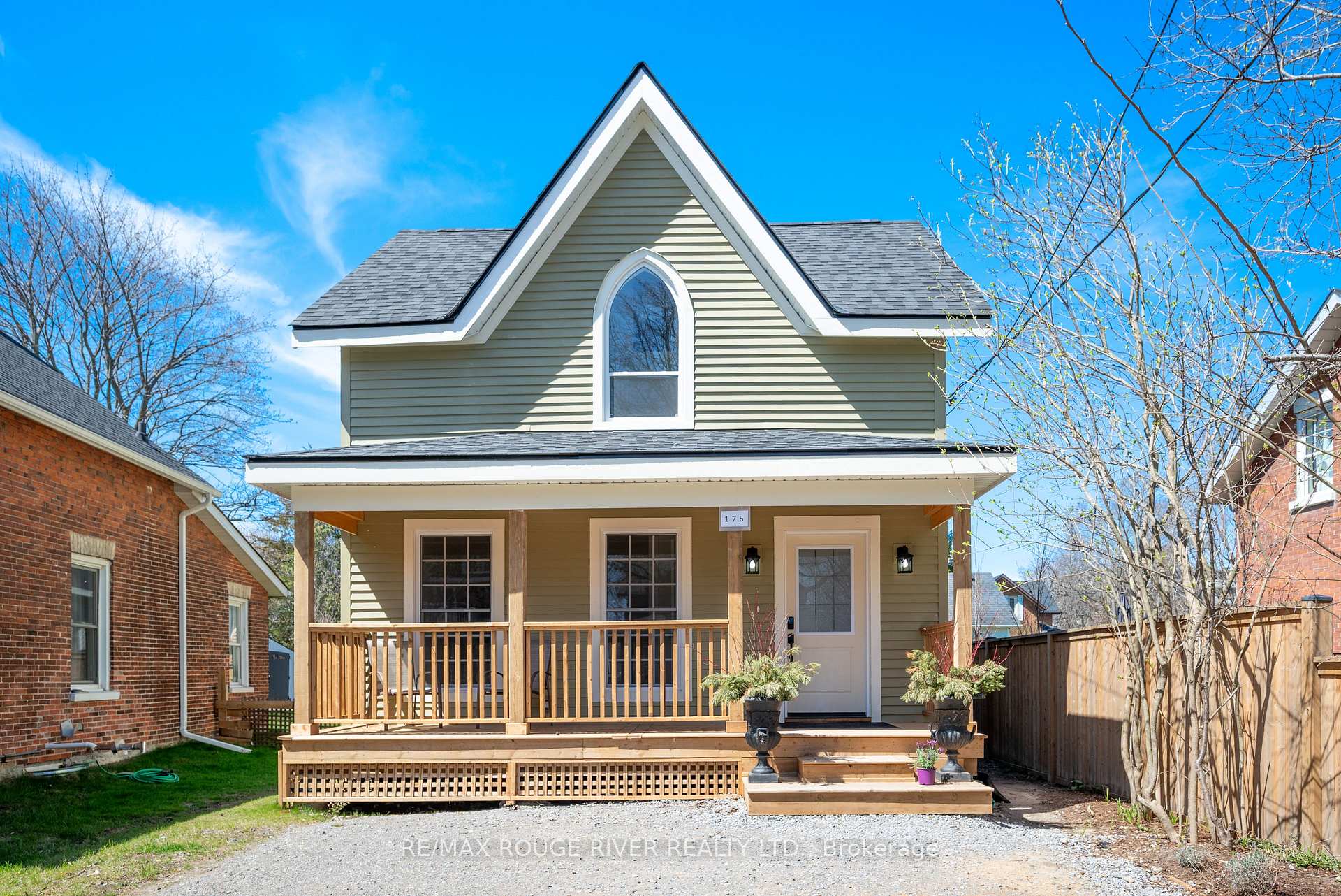Photo 2 of 175 Bagot Street, Cobourg — HOMEH