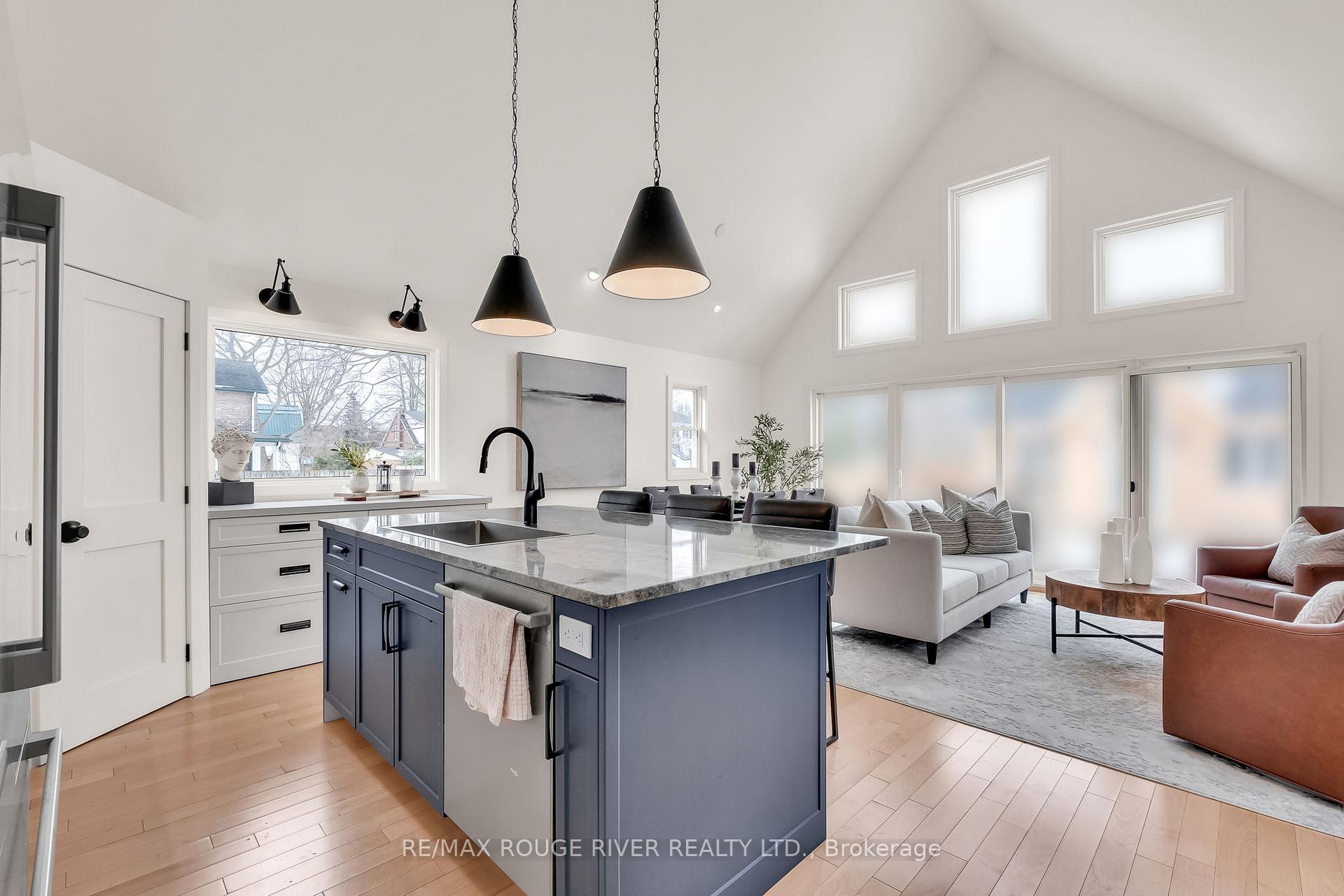 Photo 6 of 175 Bagot Street, Cobourg — HOMEH