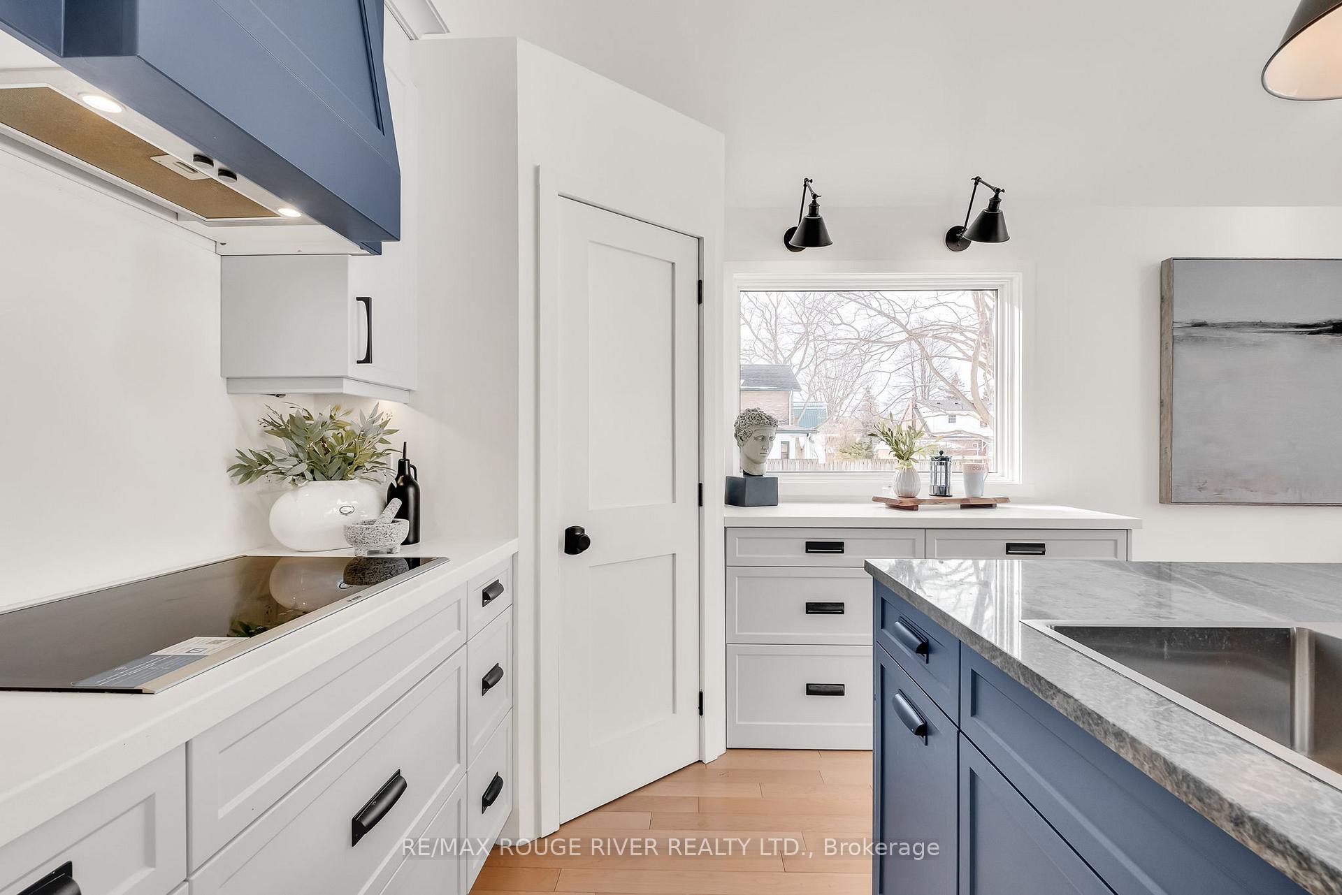 Photo 8 of 175 Bagot Street, Cobourg — HOMEH