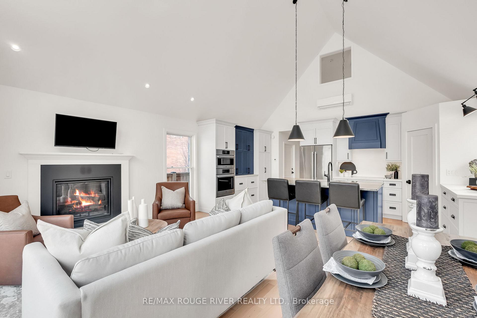 Photo 13 of 175 Bagot Street, Cobourg — HOMEH