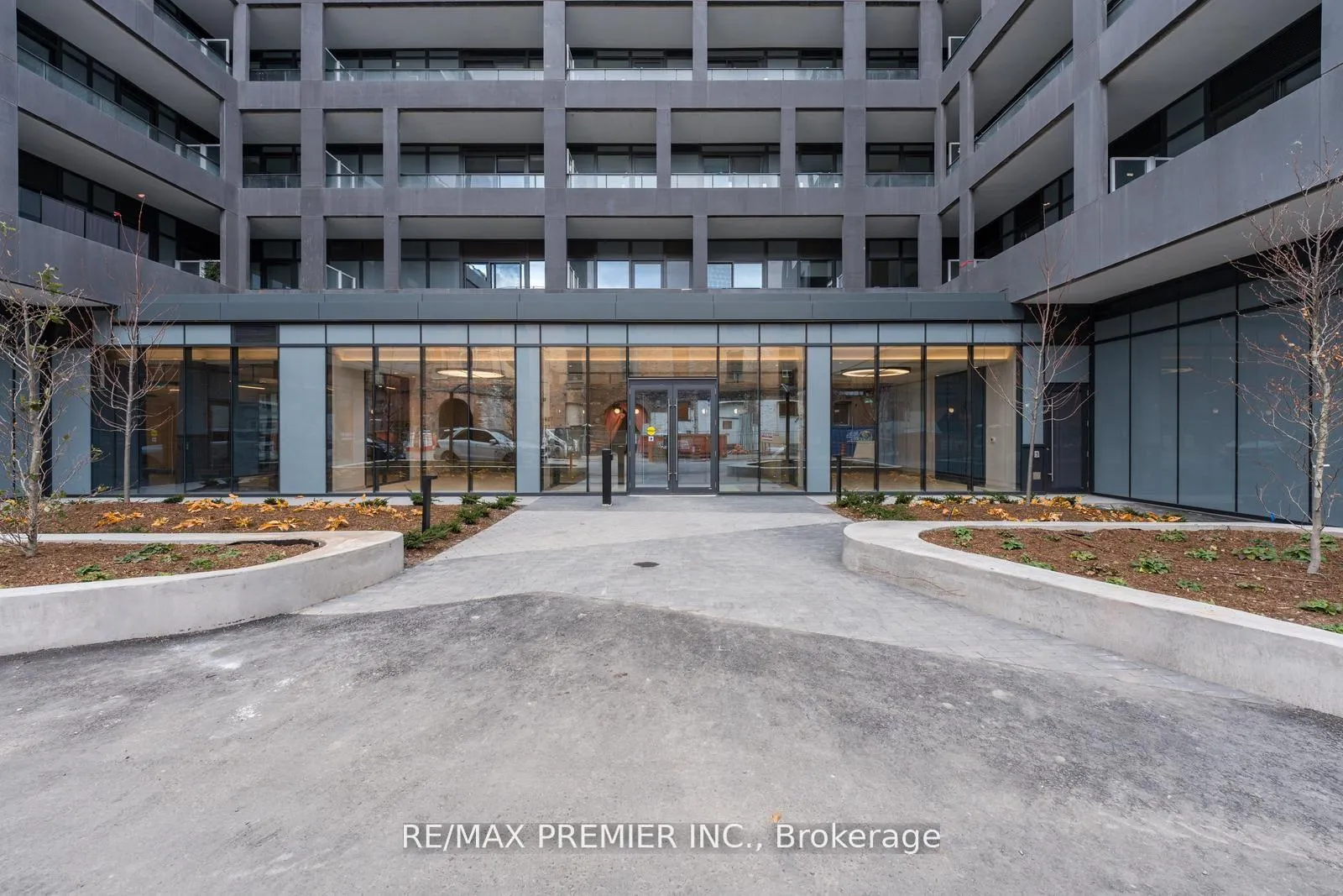 Photo 3 of Unit 212, 9 Tecumseth Street, Toronto, Niagara — HOMEH