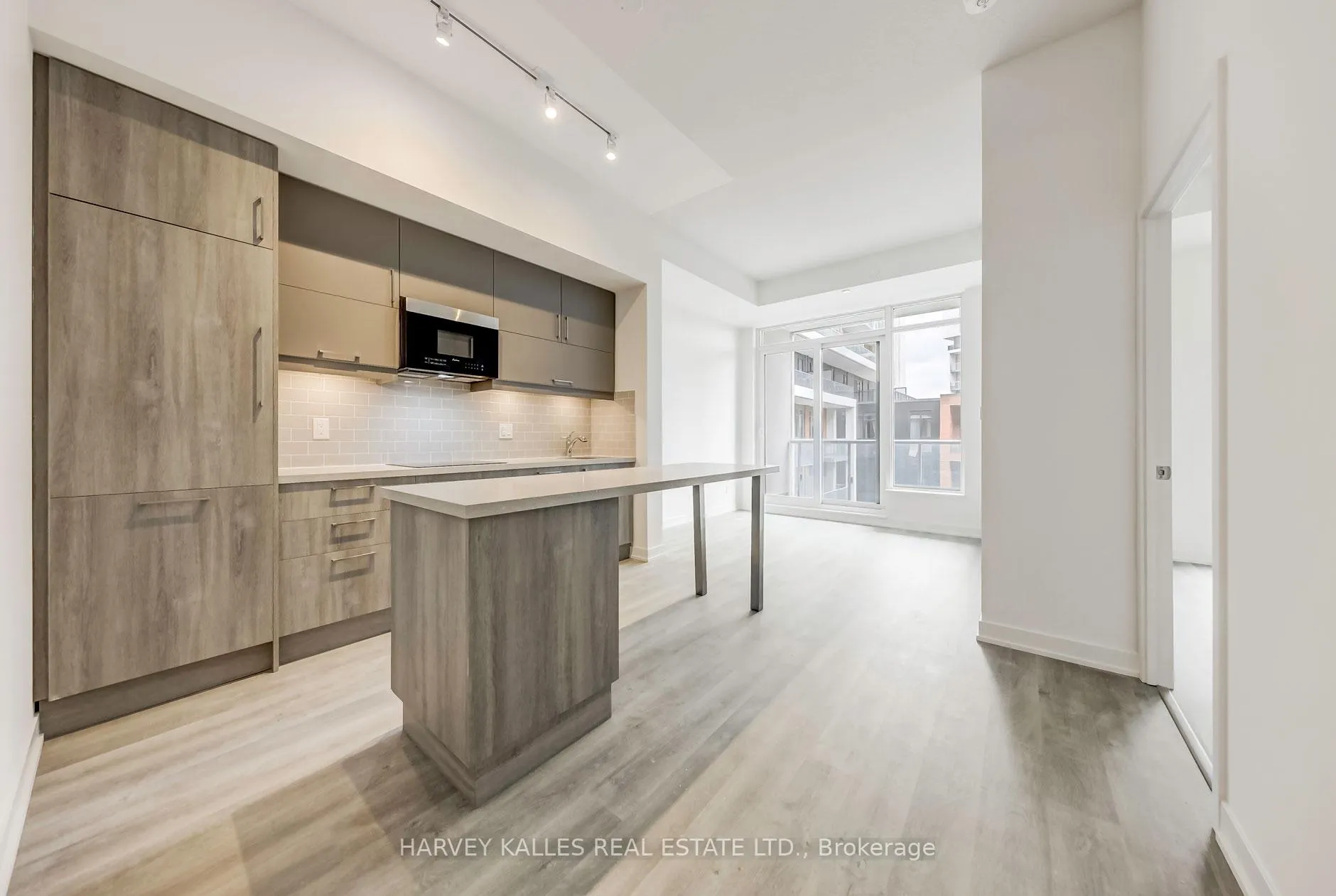 Photo 9 of Unit 1006A, 8119 Birchmount Road, Markham, Unionville — HOMEH