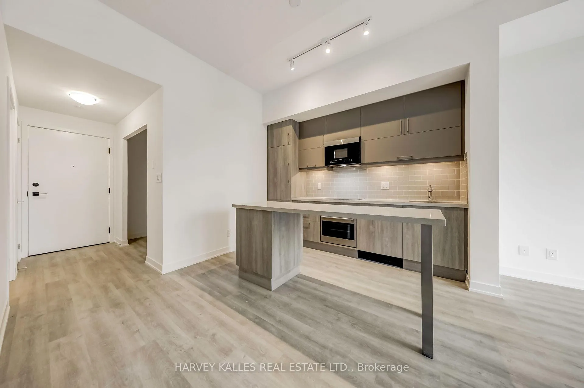 Photo 12 of Unit 1006A, 8119 Birchmount Road, Markham, Unionville — HOMEH