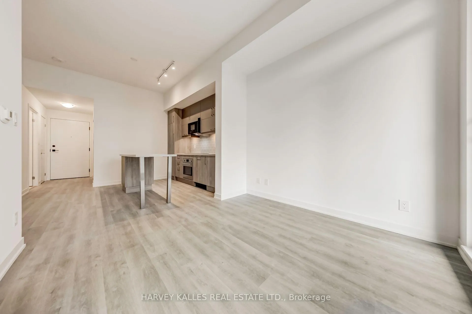 Photo 22 of Unit 1006A, 8119 Birchmount Road, Markham, Unionville — HOMEH