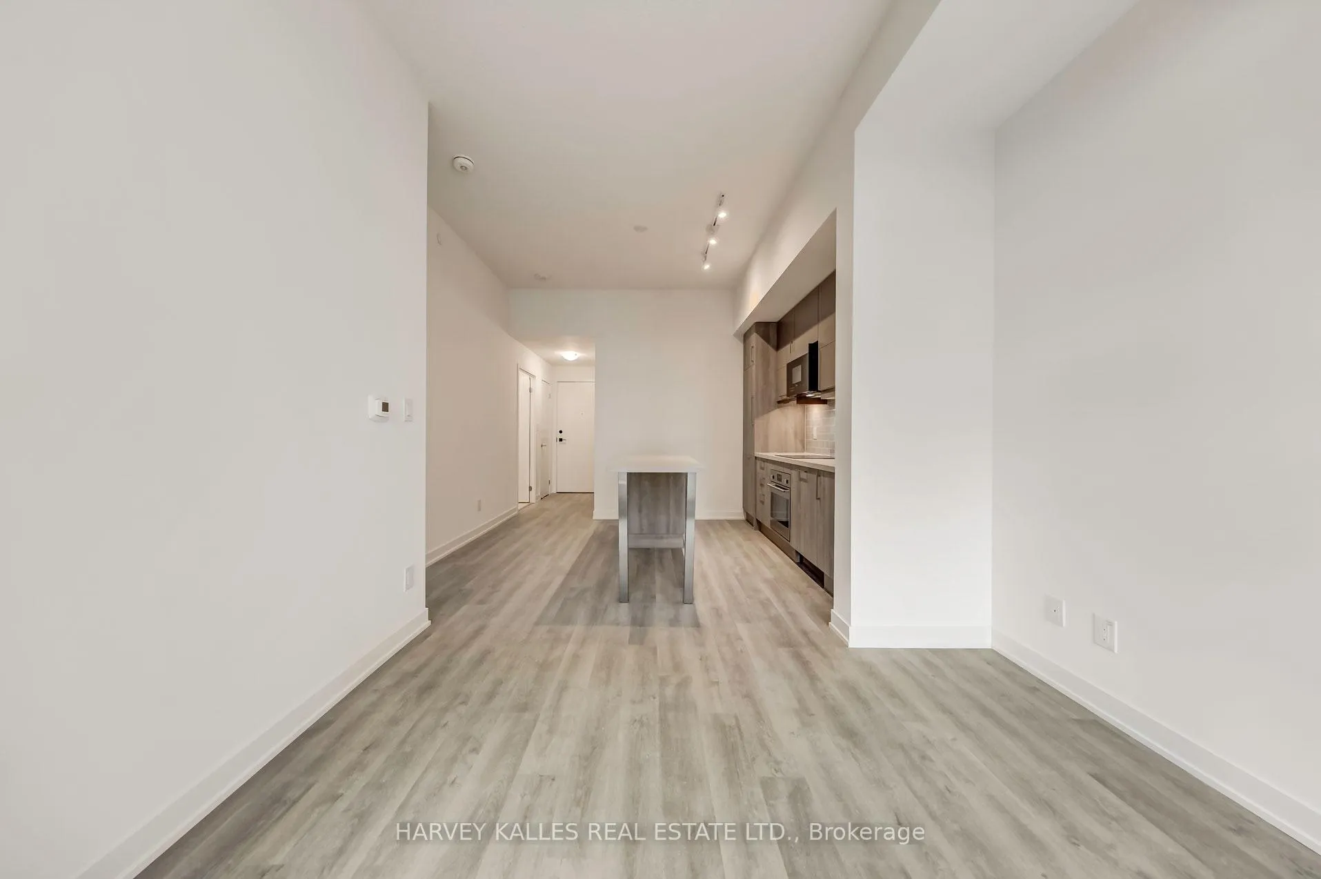 Photo 23 of Unit 1006A, 8119 Birchmount Road, Markham, Unionville — HOMEH